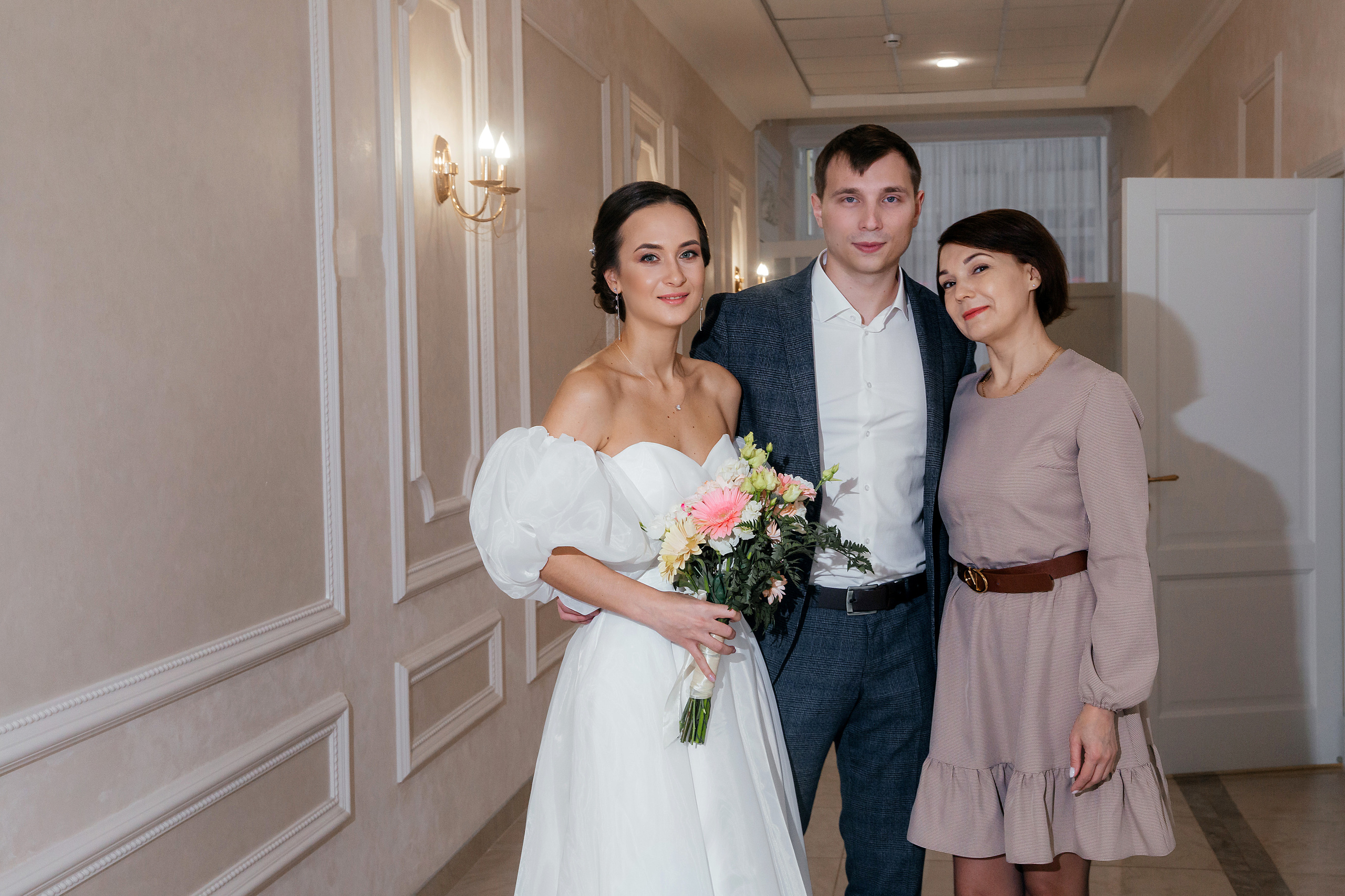 Роспись Владимира и Валерии. Дворец бракосочетания г. Тольятти. Свадебный и семейный фотограф в Самаре и Тольятти Башкатова Ольга