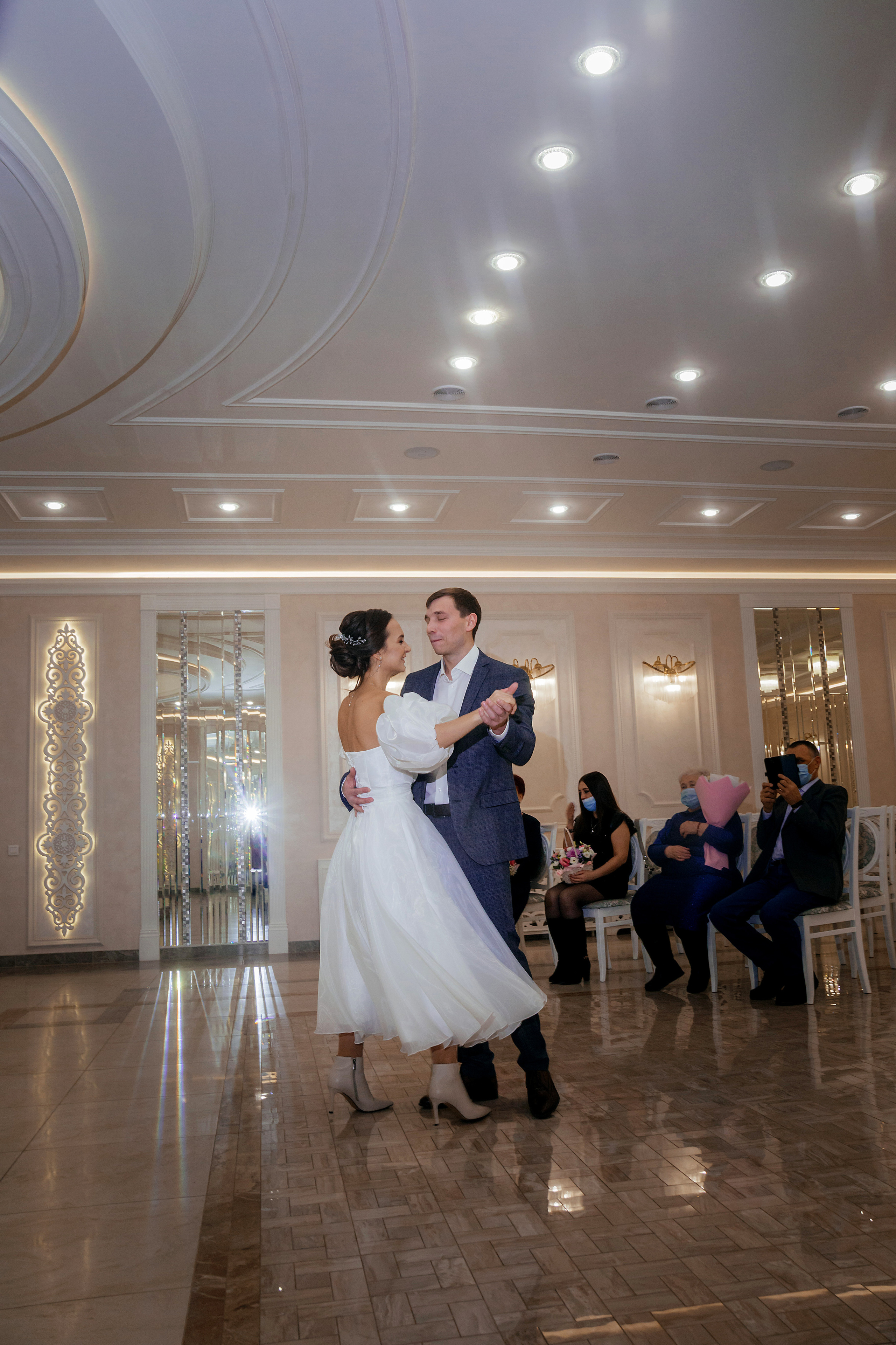 Роспись Владимира и Валерии. Дворец бракосочетания г. Тольятти. Свадебный и семейный фотограф в Самаре и Тольятти Башкатова Ольга