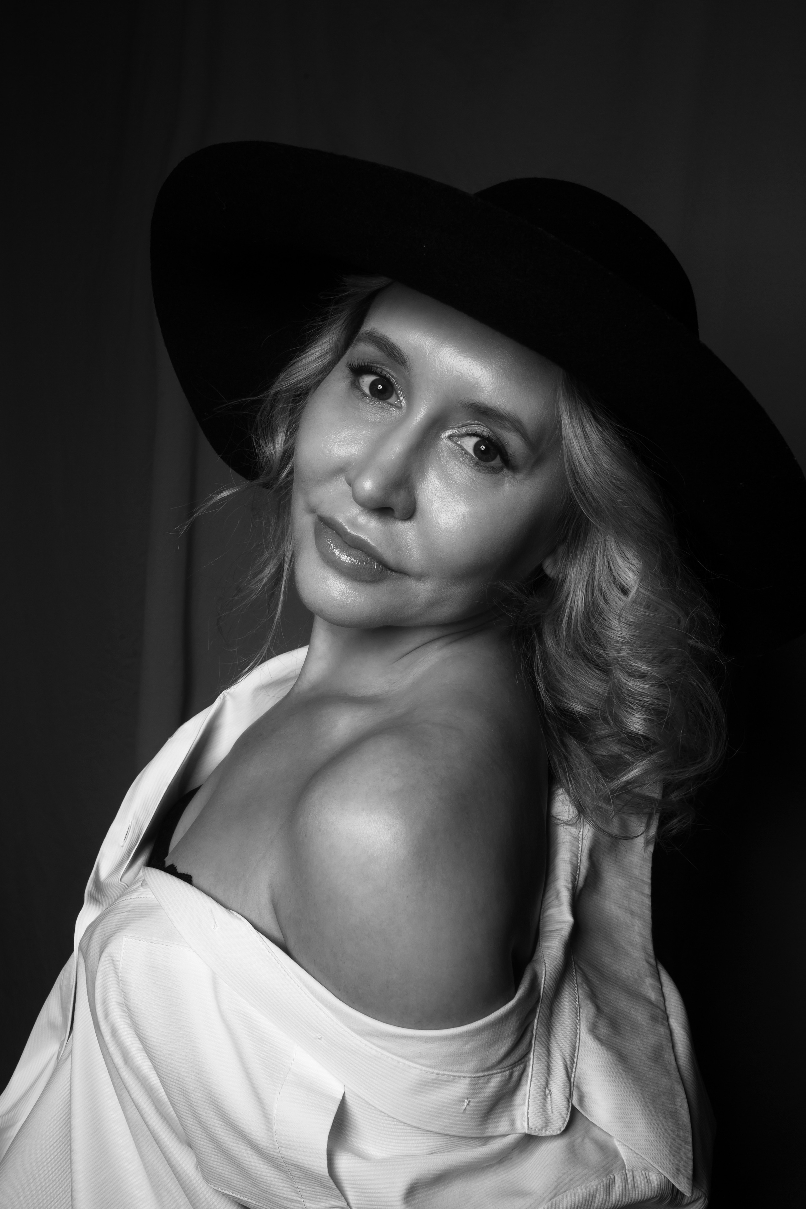 Алёна портретная фотосессия. Женский фотограф в Оренбурге Ирина Заводчикова