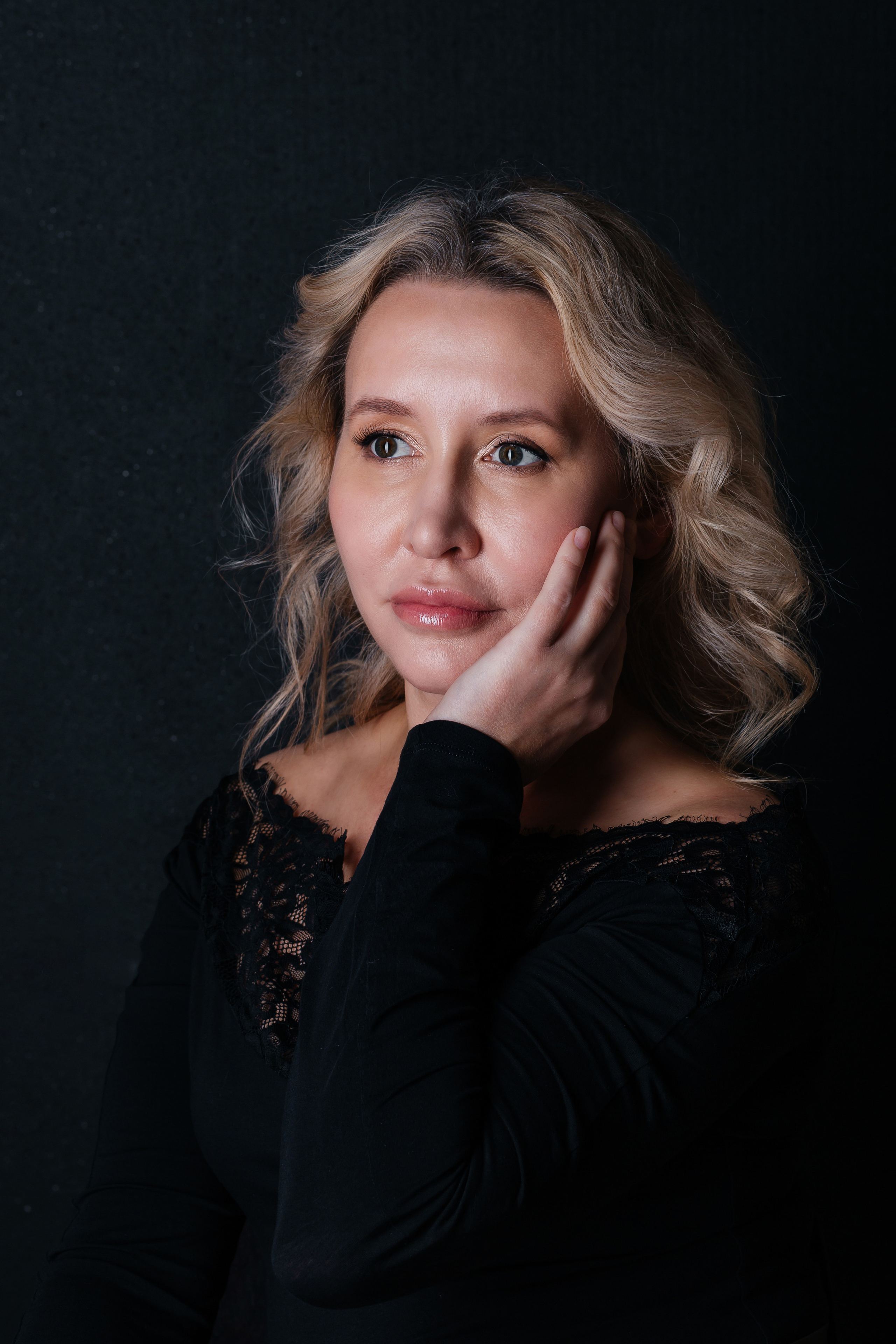 Алёна портретная фотосессия. Женский фотограф в Оренбурге Ирина Заводчикова