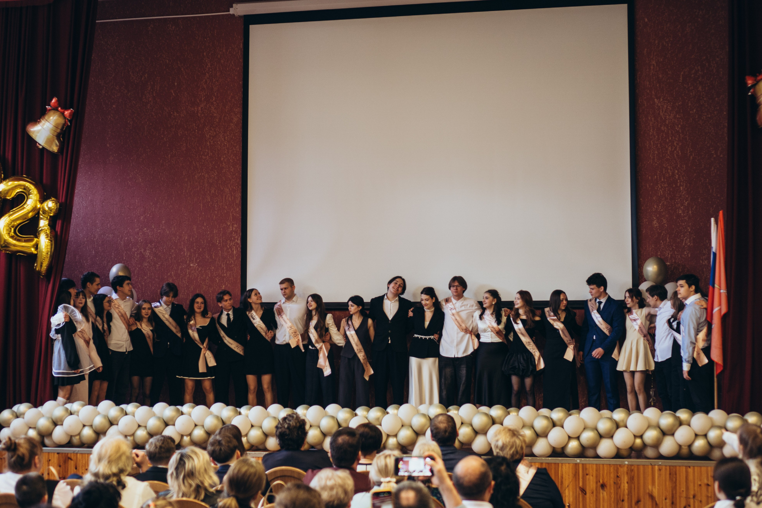 ПОСЛЕДНИЙ ЗВОНОК. Профессиональный фотограф, Санкт-Петербург — Виктория Богомолова