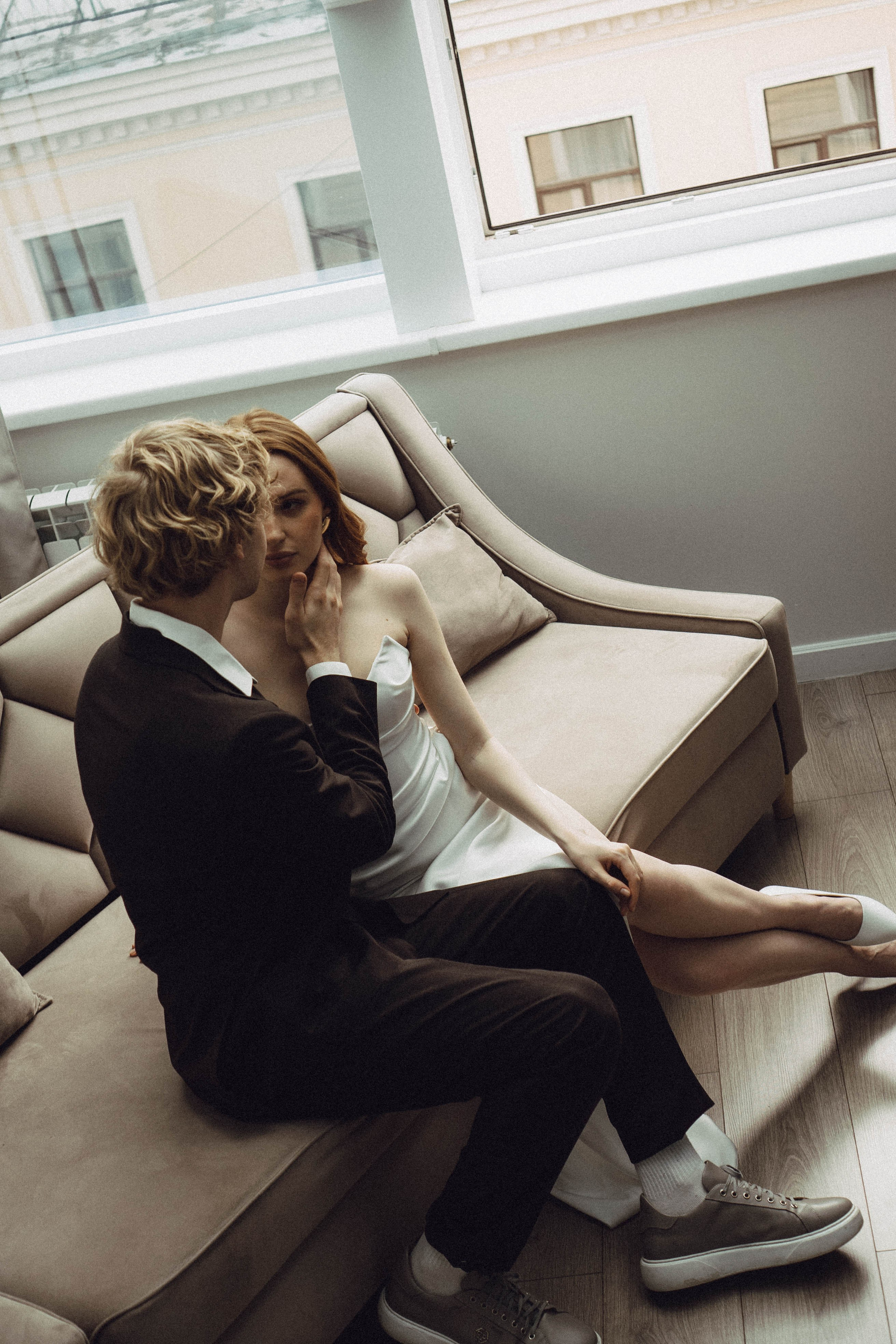 СВАДЕБНАЯ СЬЕМКА В ОТЕЛЕ. СБОРЫ ЖЕНИХА И НЕВЕСТЫ И ТАКЖЕ ТОР И ПОДГОТОВКА К ПРОГУЛКЕ. Профессиональный фотограф, Санкт-Петербург — Виктория Богомолова