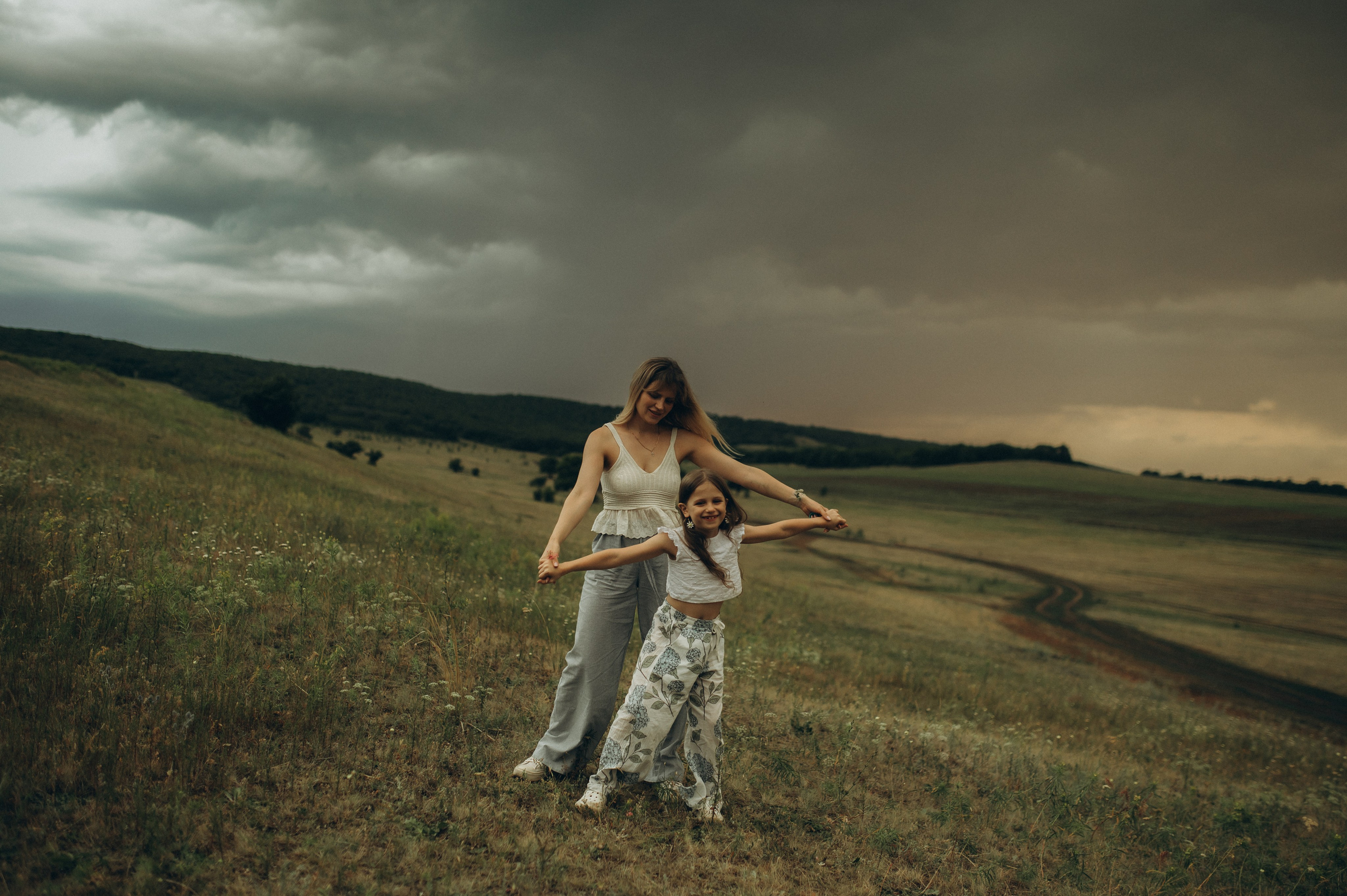 В грозу. Фотограф Быстрова Дарья г. Москва