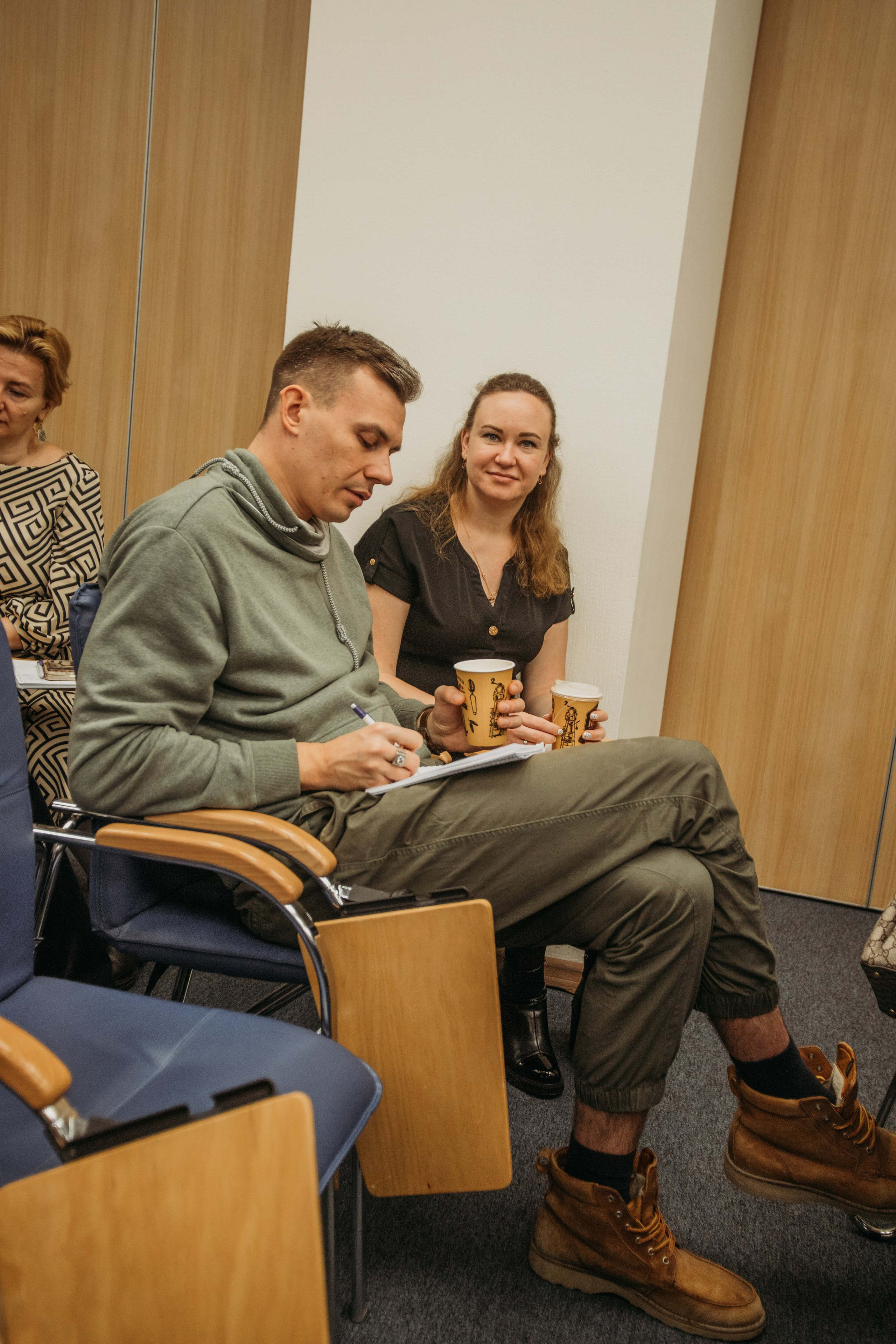 Тренинг по НЛП технологиям Михаила Пелехатого. Венера Гайн. Репортажный фотограф  Тюмень. Обучение фотографии с 0