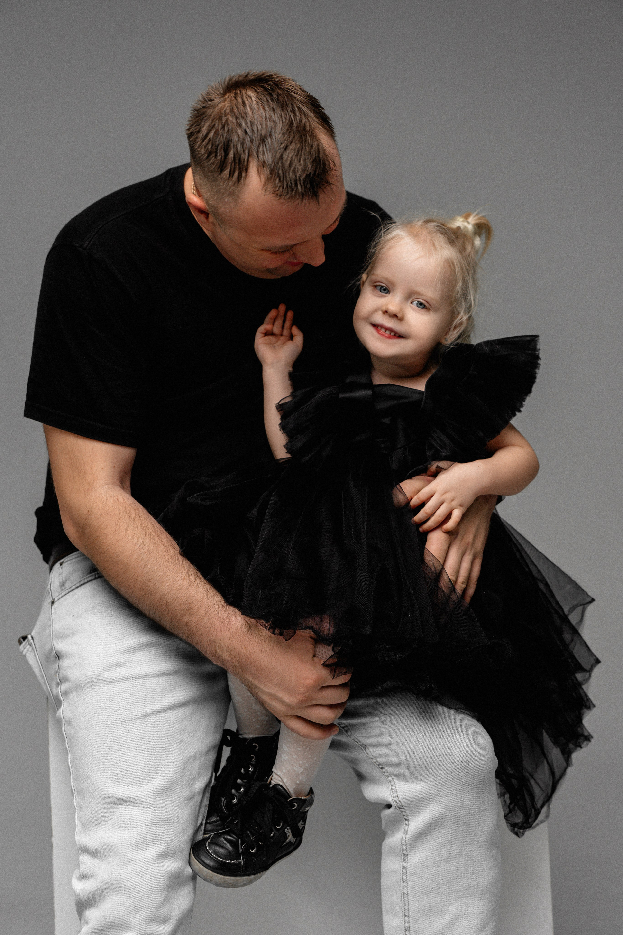 Магия семейных кадров в уютной студии. Ваш семейный фотограф в Минске — Вика Трегубова