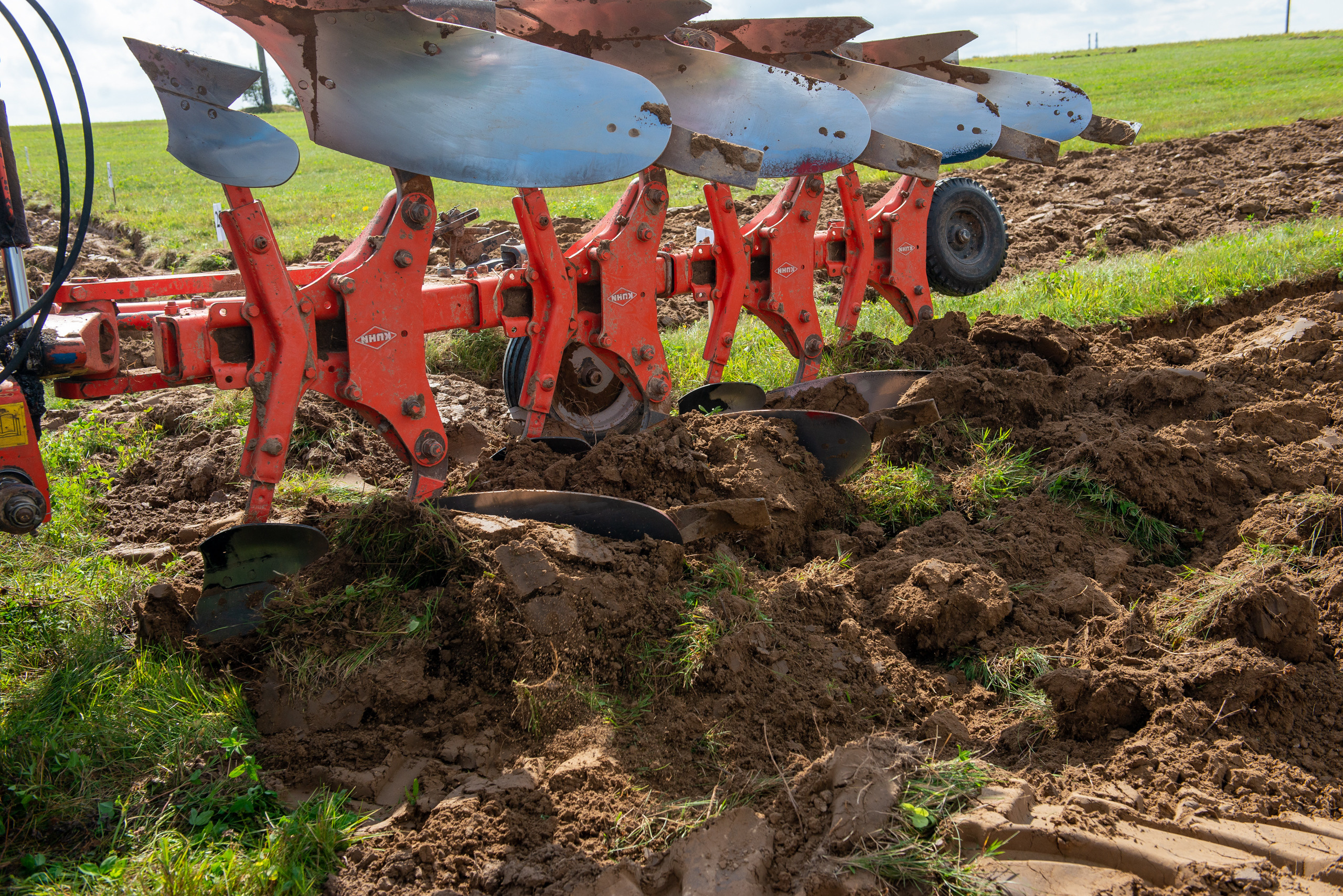 Лучший пахарь Смоленск