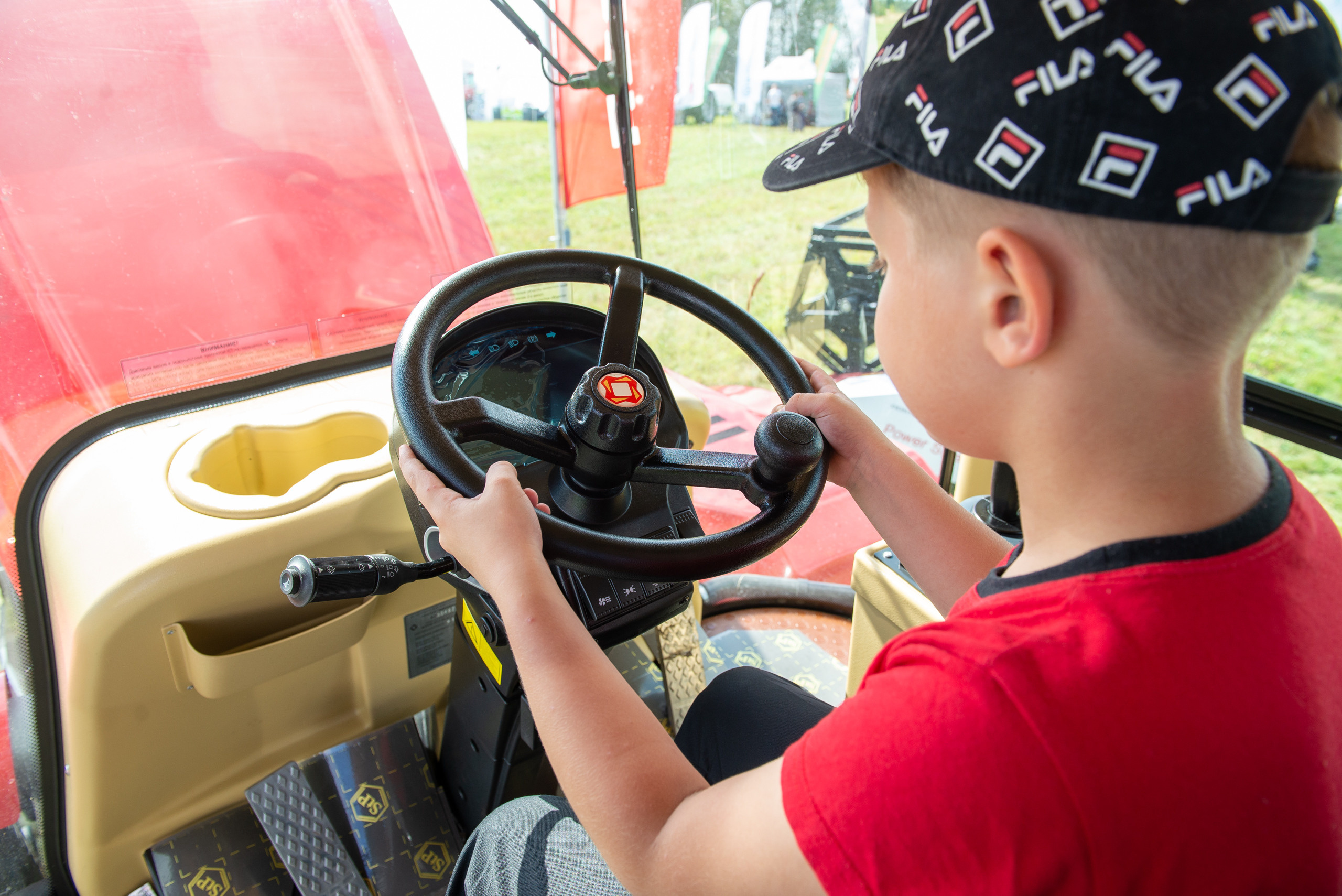 Конкурс «Лучший пахарь». Свадебный фотограф в Смоленске — Дмитрий Гагарин