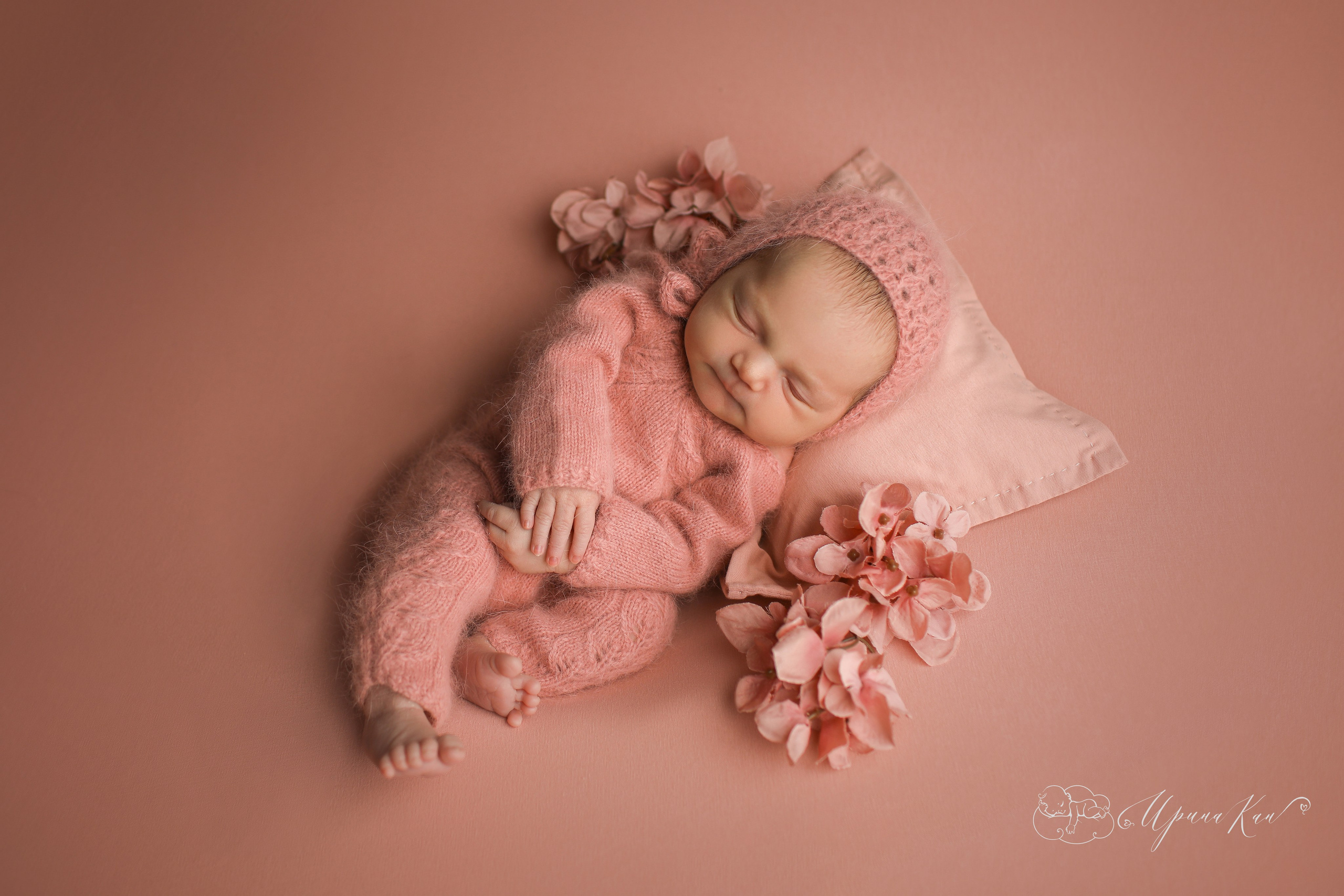 Новорожденная фотосессия для девочек. Ирина Кан Фотограф новорожденных в Екатеринбурге