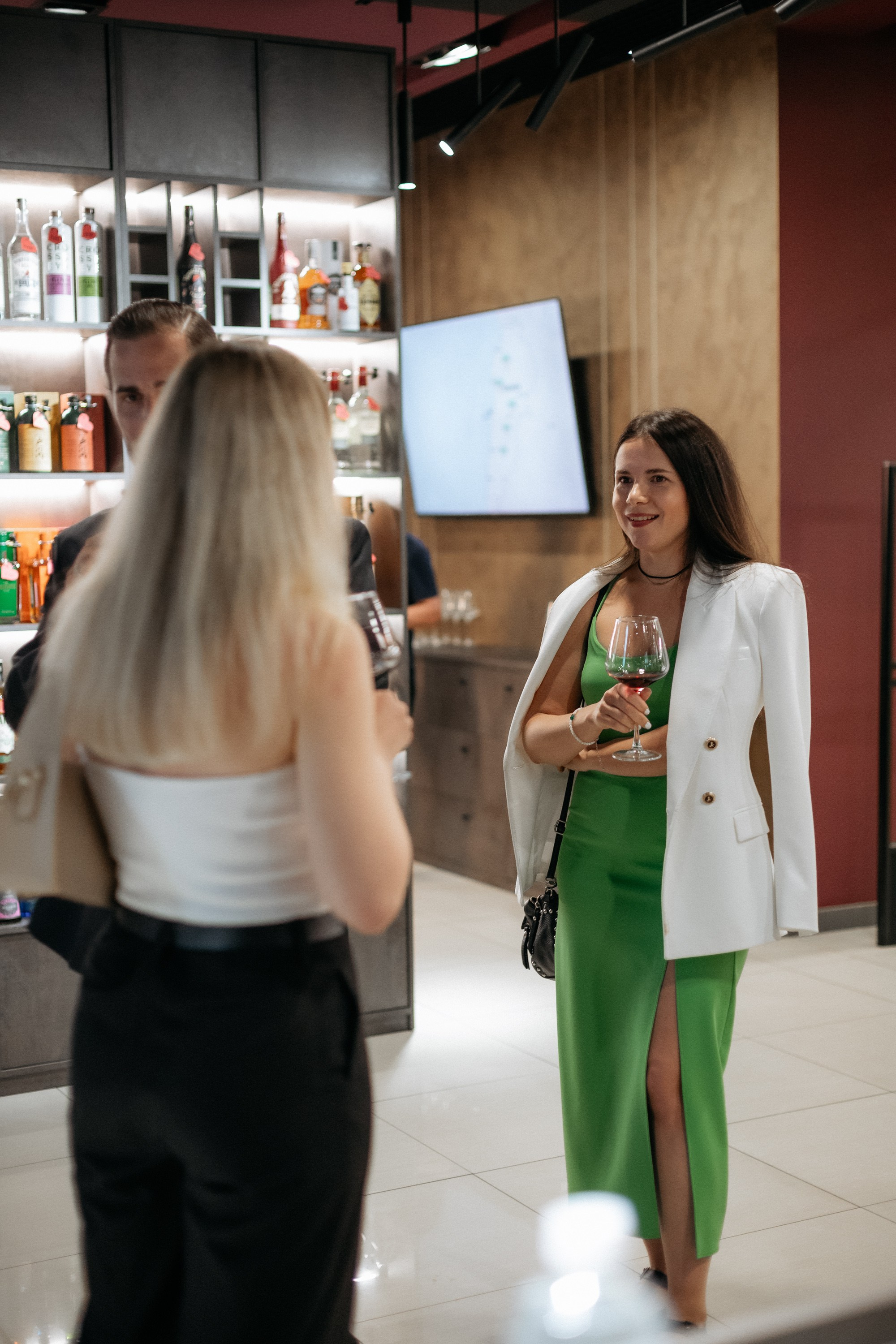 BY SIMPLE ВИНОТЕКА — ОТКРЫТИЕ. СВОИ. ФОТООТЧЕТЫ-СОБЫТИЯ-МЕСТА