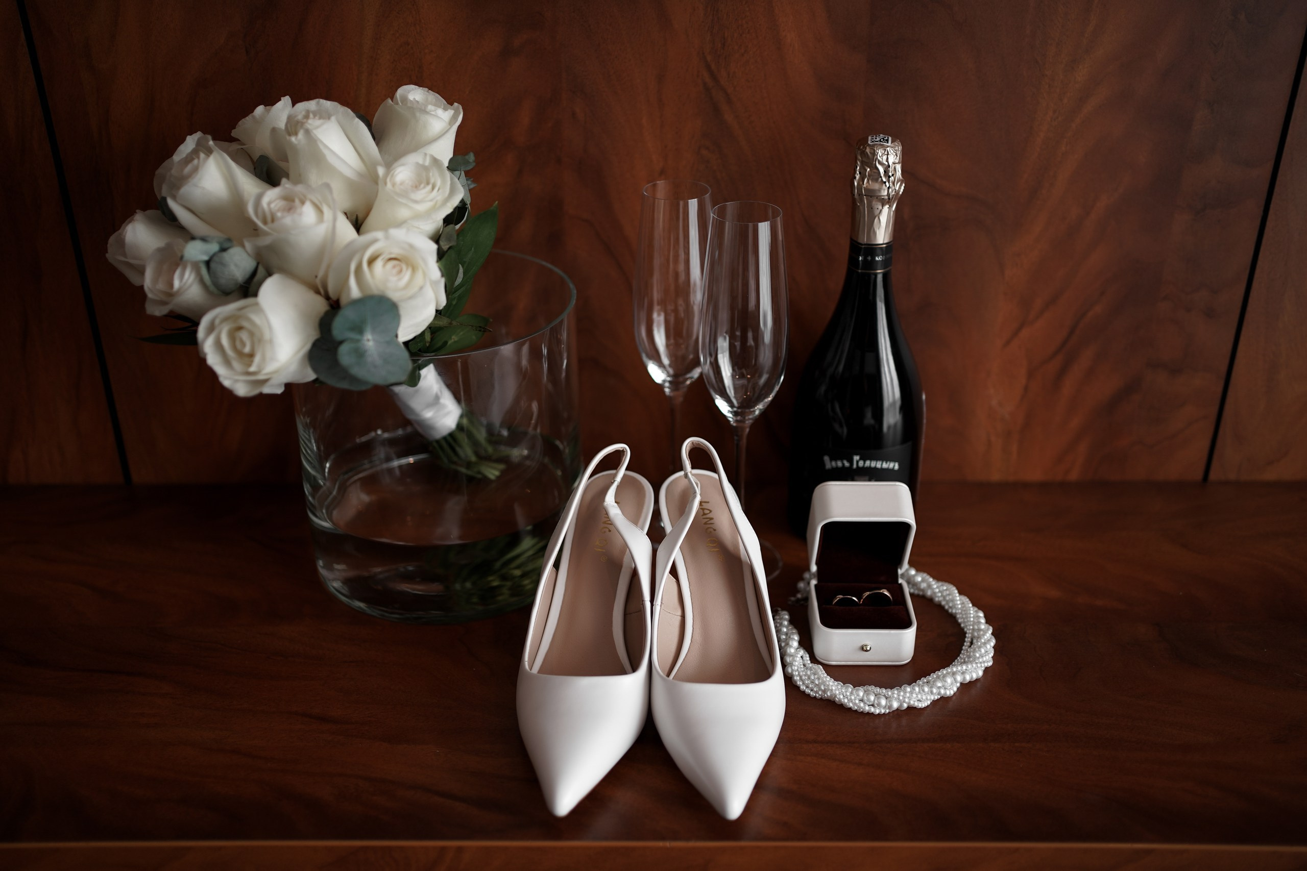 Виктория и Тарон в отеле Арка. Свадебный фотограф Ростов-на-Дону. Свадебный фотограф в Ростове-на-Дону. Таинство Крещения и Венчания, семейные фотосессии. Алёна Чёботова