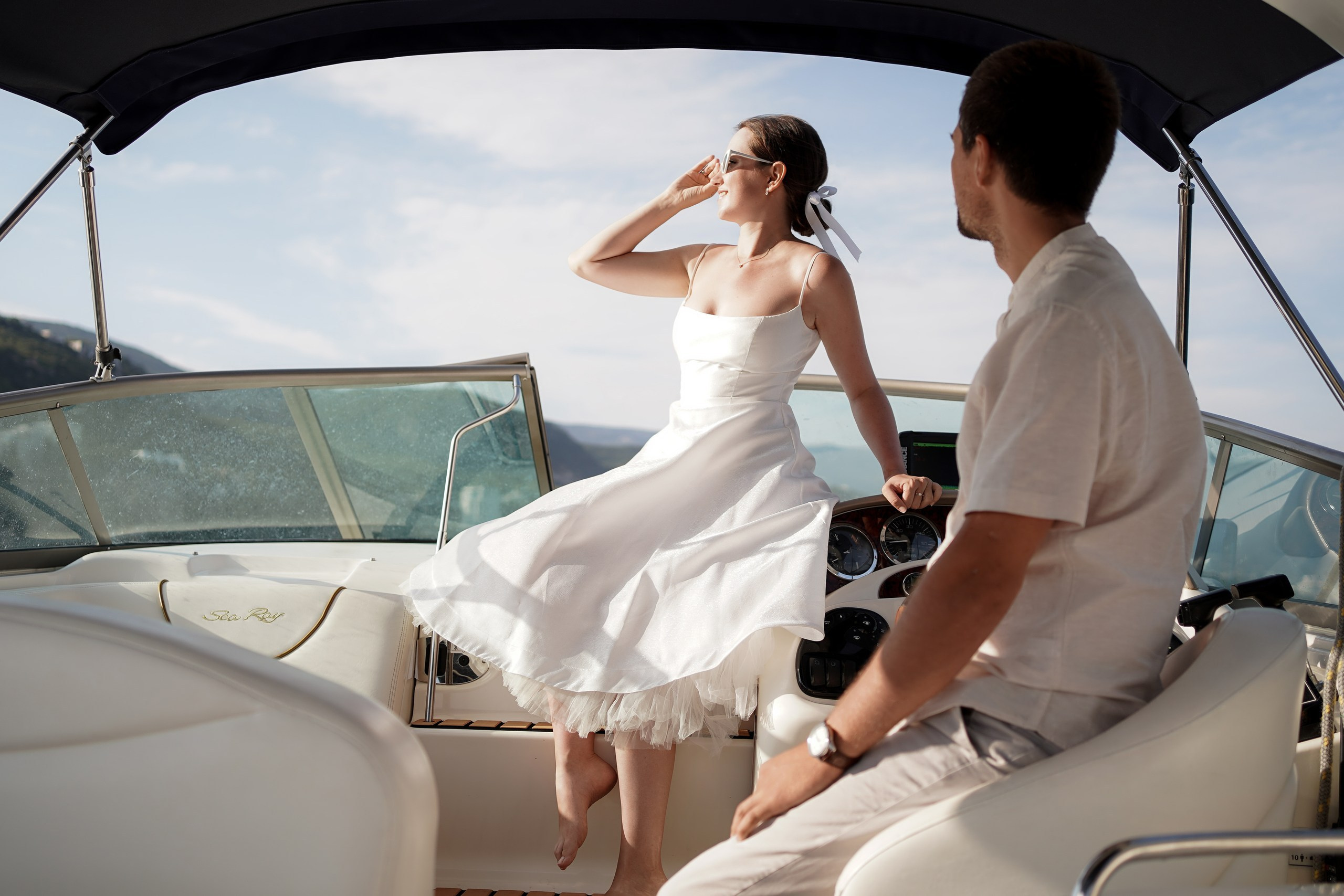 Свадебная фотосессия на катере в Крыму. Фотограф из Ростова-на-Дону Алёна Чёботова. Алексей и Анастасия. Свадебный фотограф в Ростове-на-Дону. Таинство Крещения и Венчания, семейные фотосессии. Алёна Чёботова