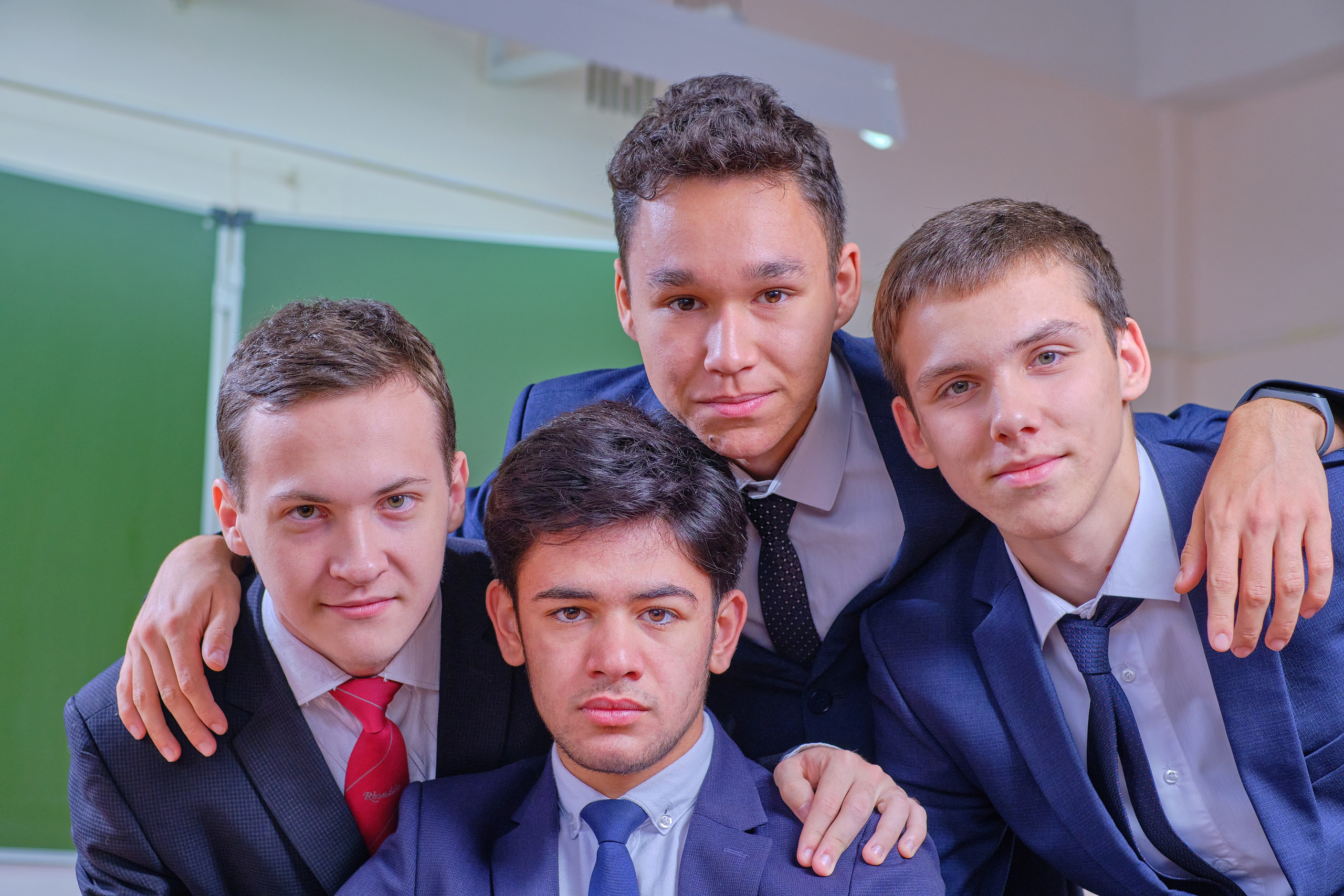 Старшая школа — Групповые фото