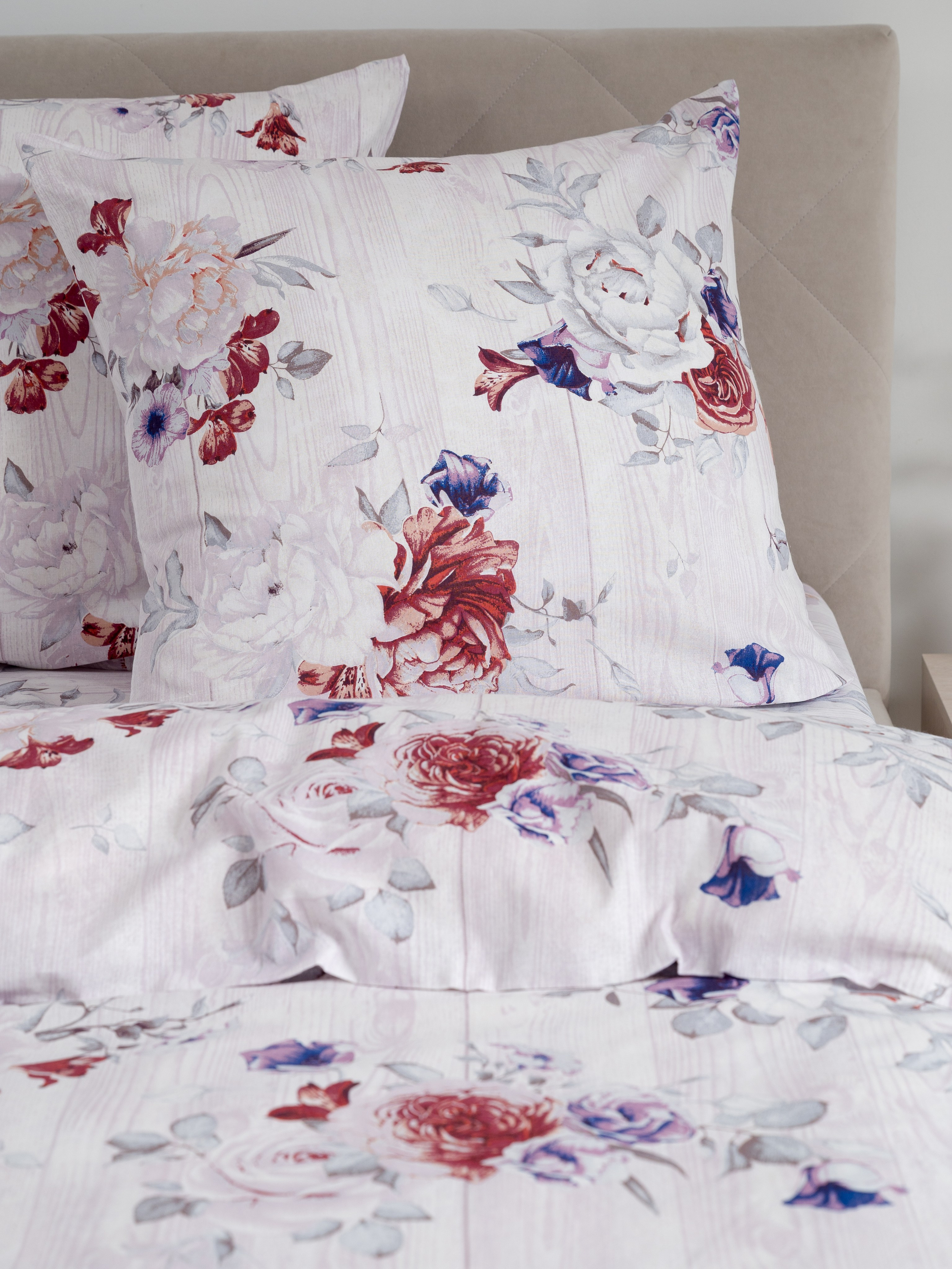 Съемка в студии «Изюм». Фотограф для маркетплейсов в г. Иваново Клещенок Юлия