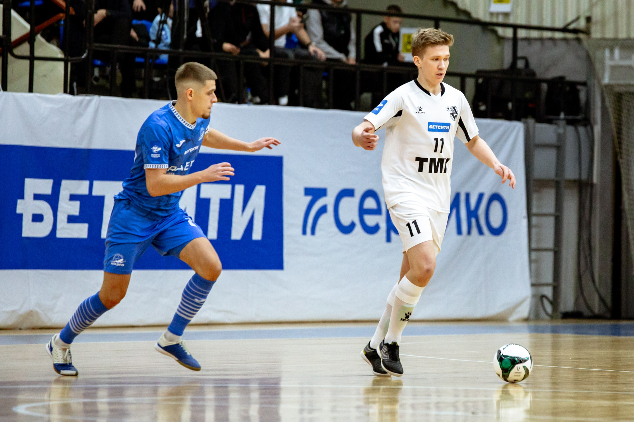 БЕТСИТИ Суперлига по футзалу | ИрАэро — Синара | 11.10.25. Фотограф в Иркутске Евгения Айвазова