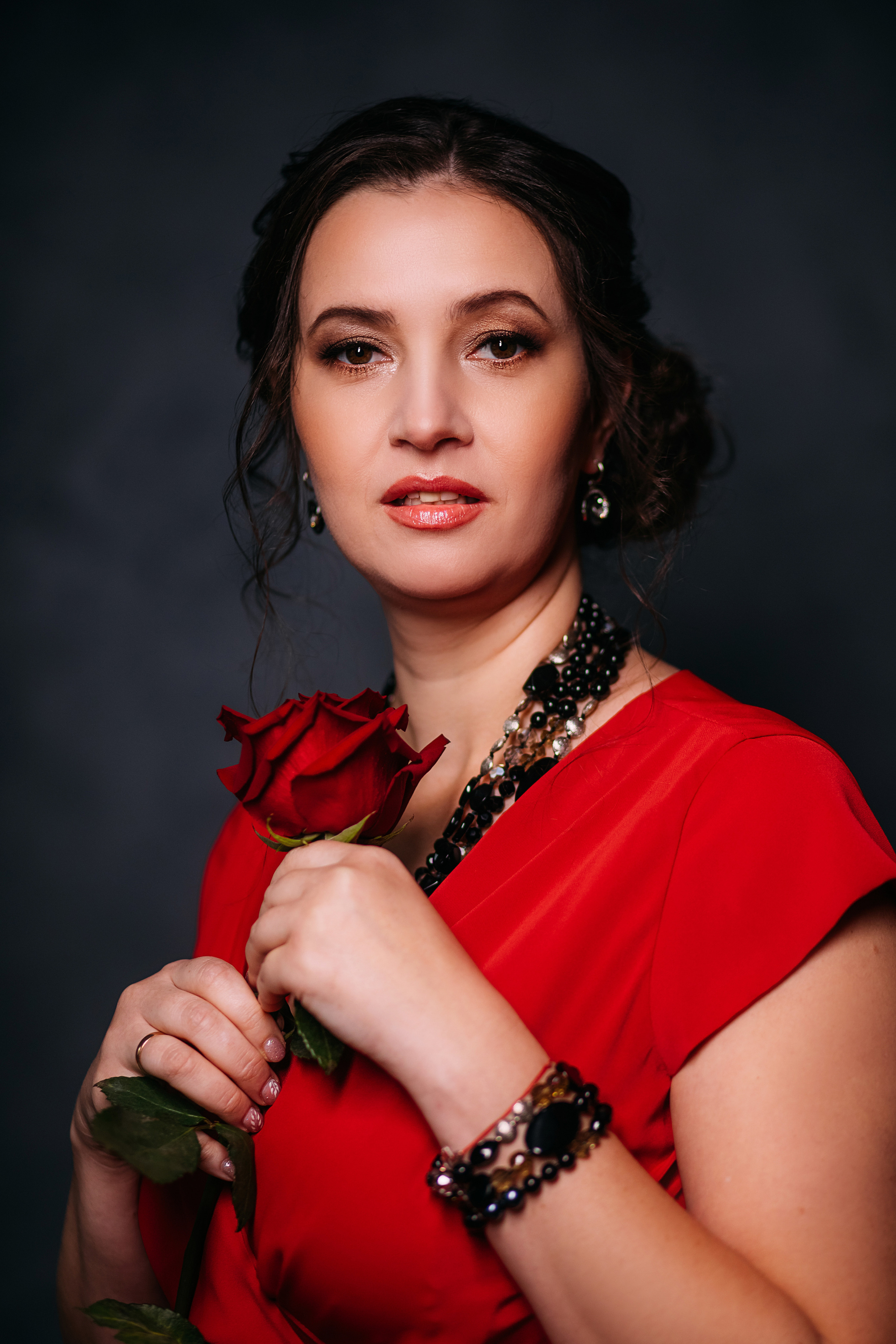 Фотопроект КРАСНОЕ И ЧЕРНОЕ. Женский и семейный фотограф Елена Петрова