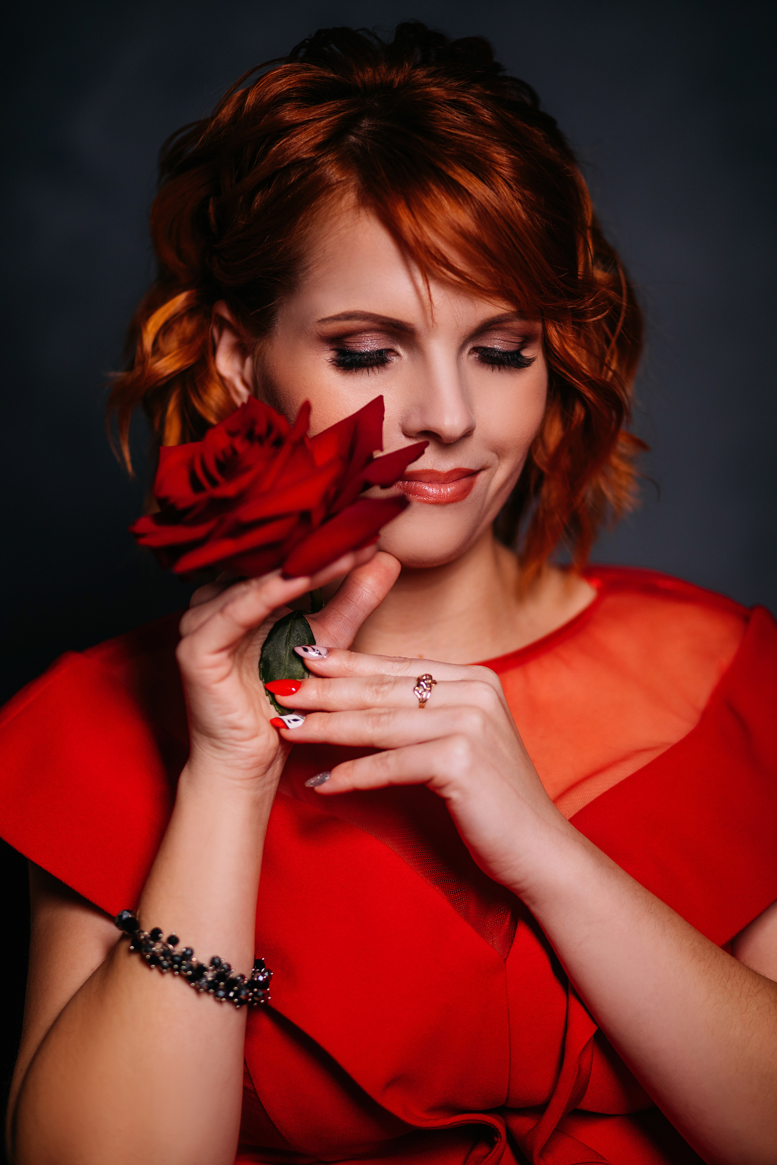 Фотопроект КРАСНОЕ И ЧЕРНОЕ. Женский и семейный фотограф Елена Петрова