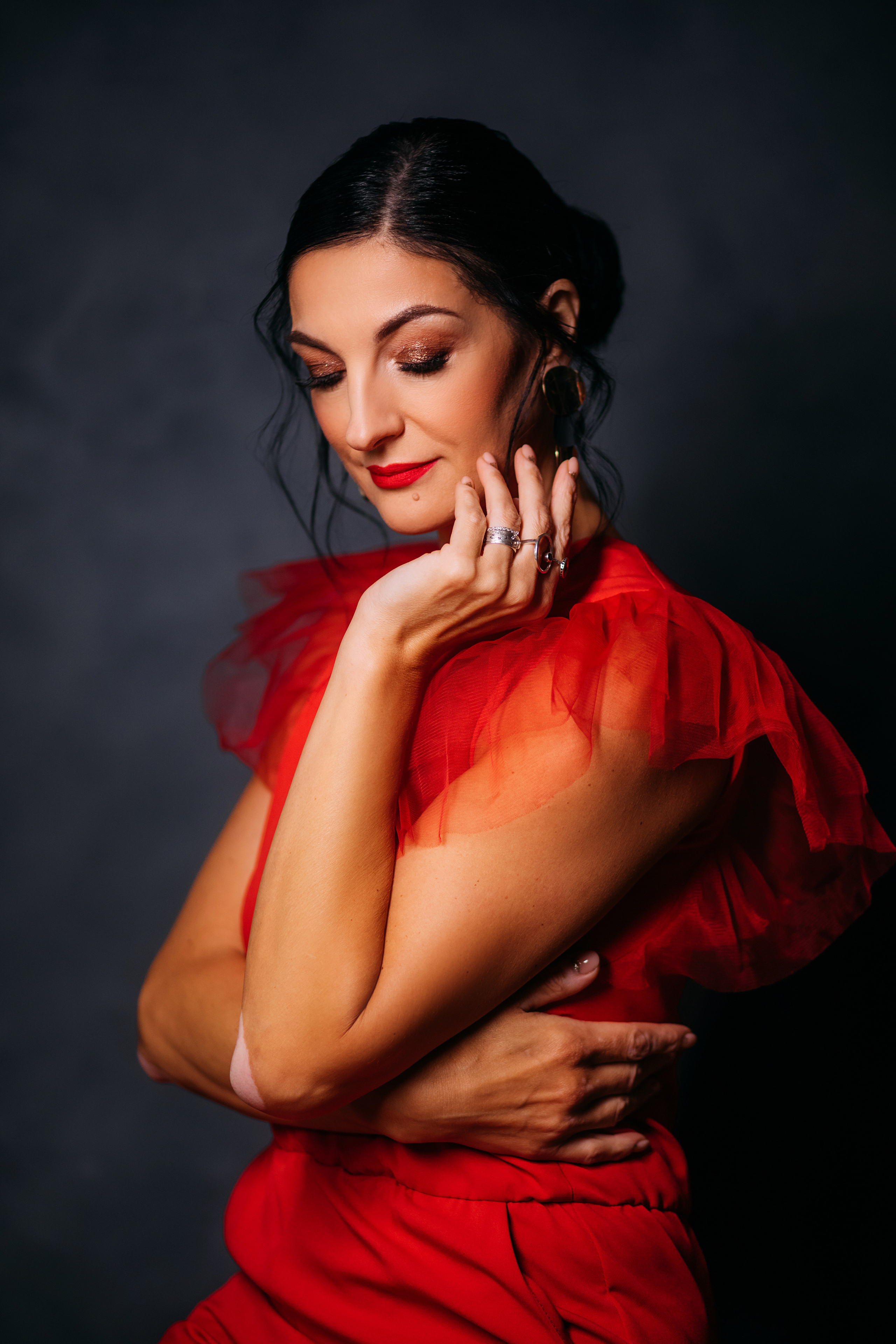 Фотопроект КРАСНОЕ И ЧЕРНОЕ. Женский и семейный фотограф Елена Петрова