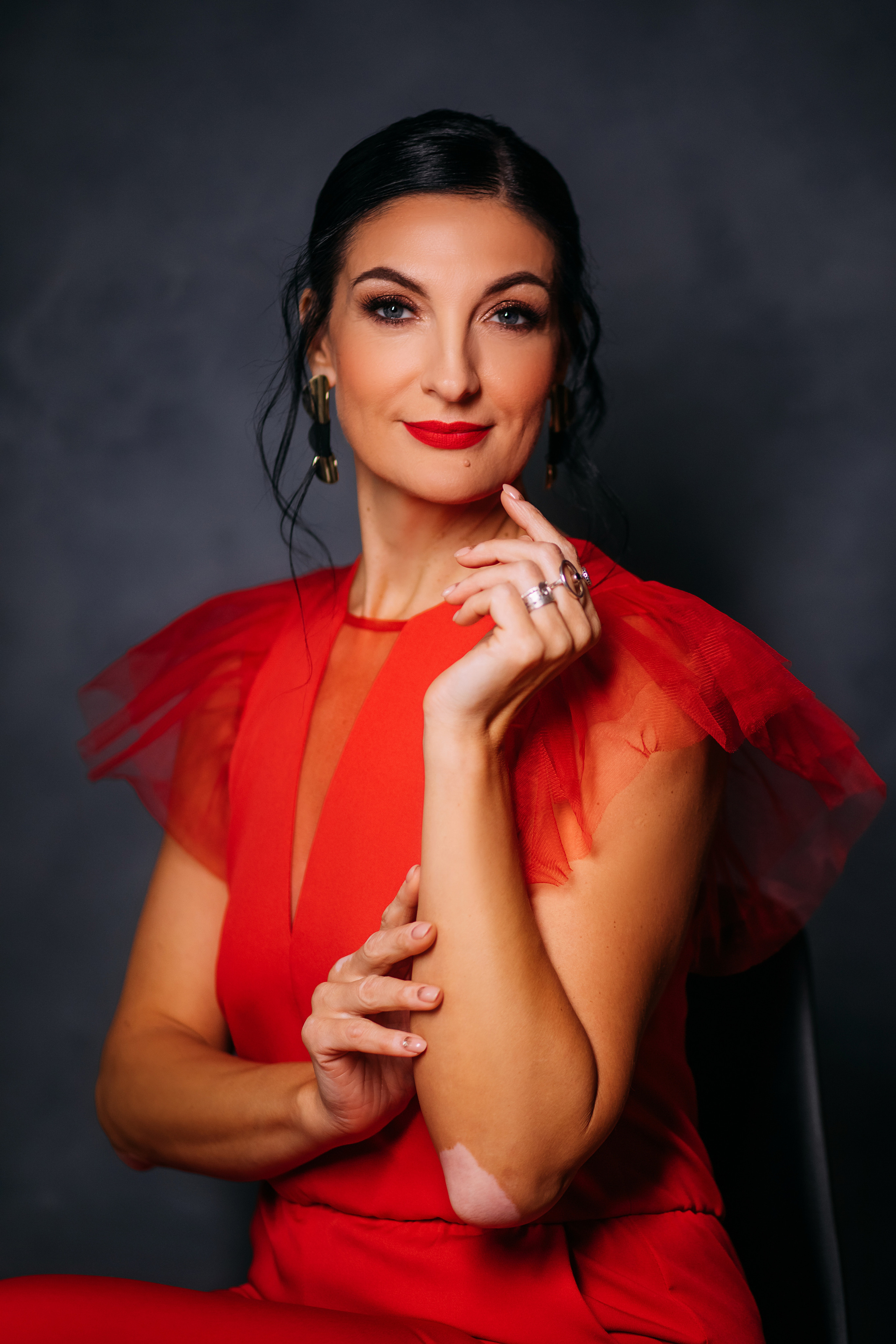 Фотопроект КРАСНОЕ И ЧЕРНОЕ. Женский и семейный фотограф Елена Петрова