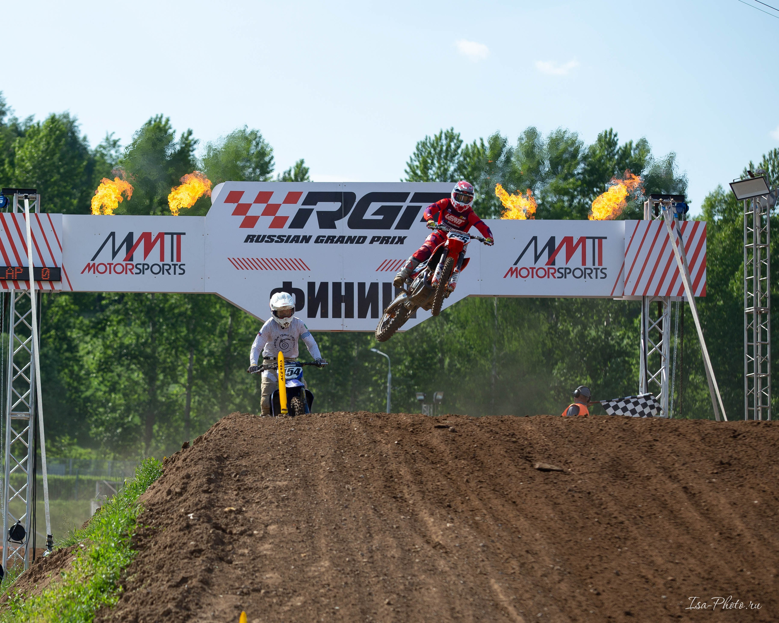 Чемпионат Москвы по суперкроссу г. Москва. Крылатское. Репортажный фотограф в Москве