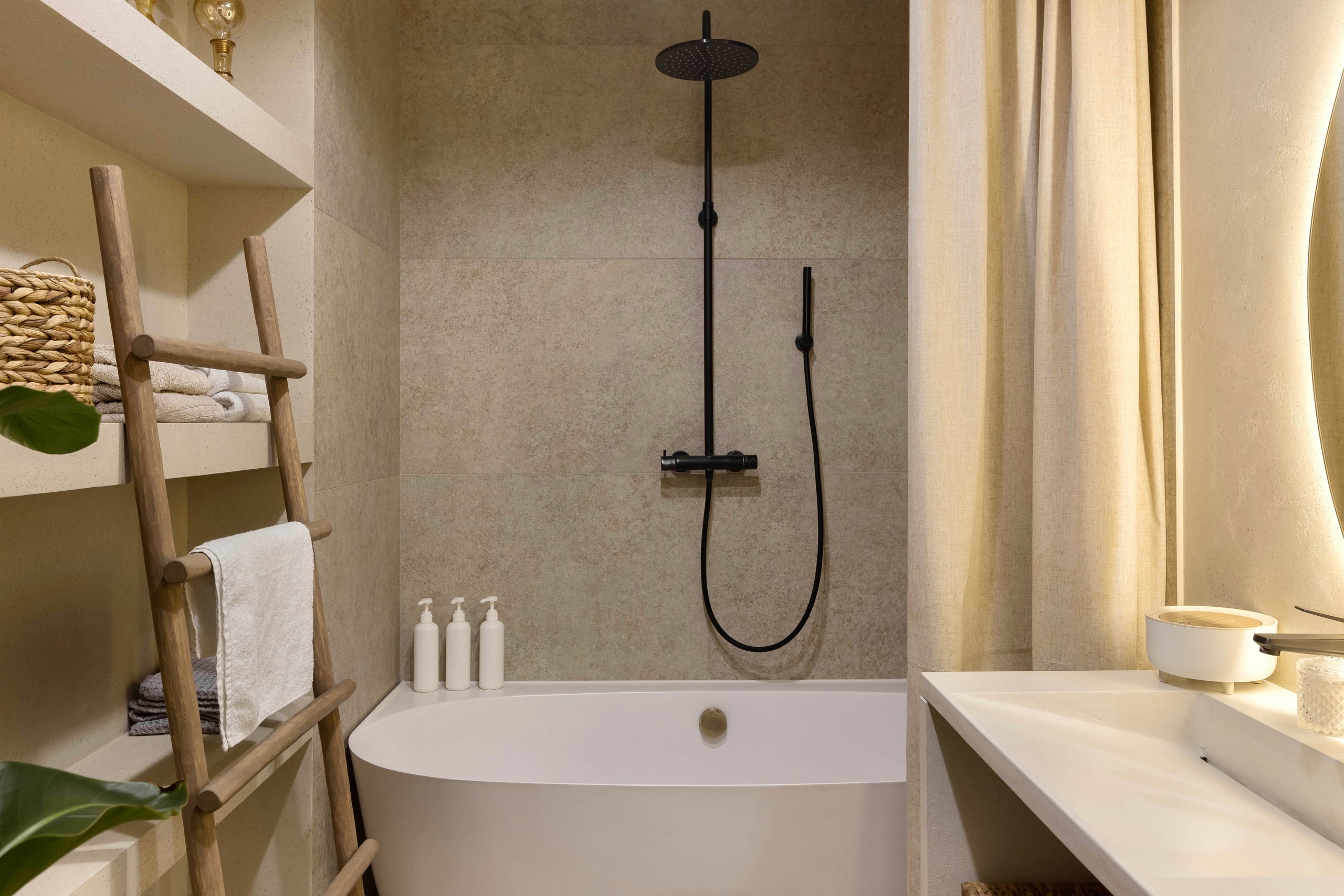 Квартира Calcestruzzo (Дизайнер Ульяна МИЛО). SOLOMAKHINA| САЛОН ДЕКОРАТИВНЫХ ПОКРЫТИЙ|