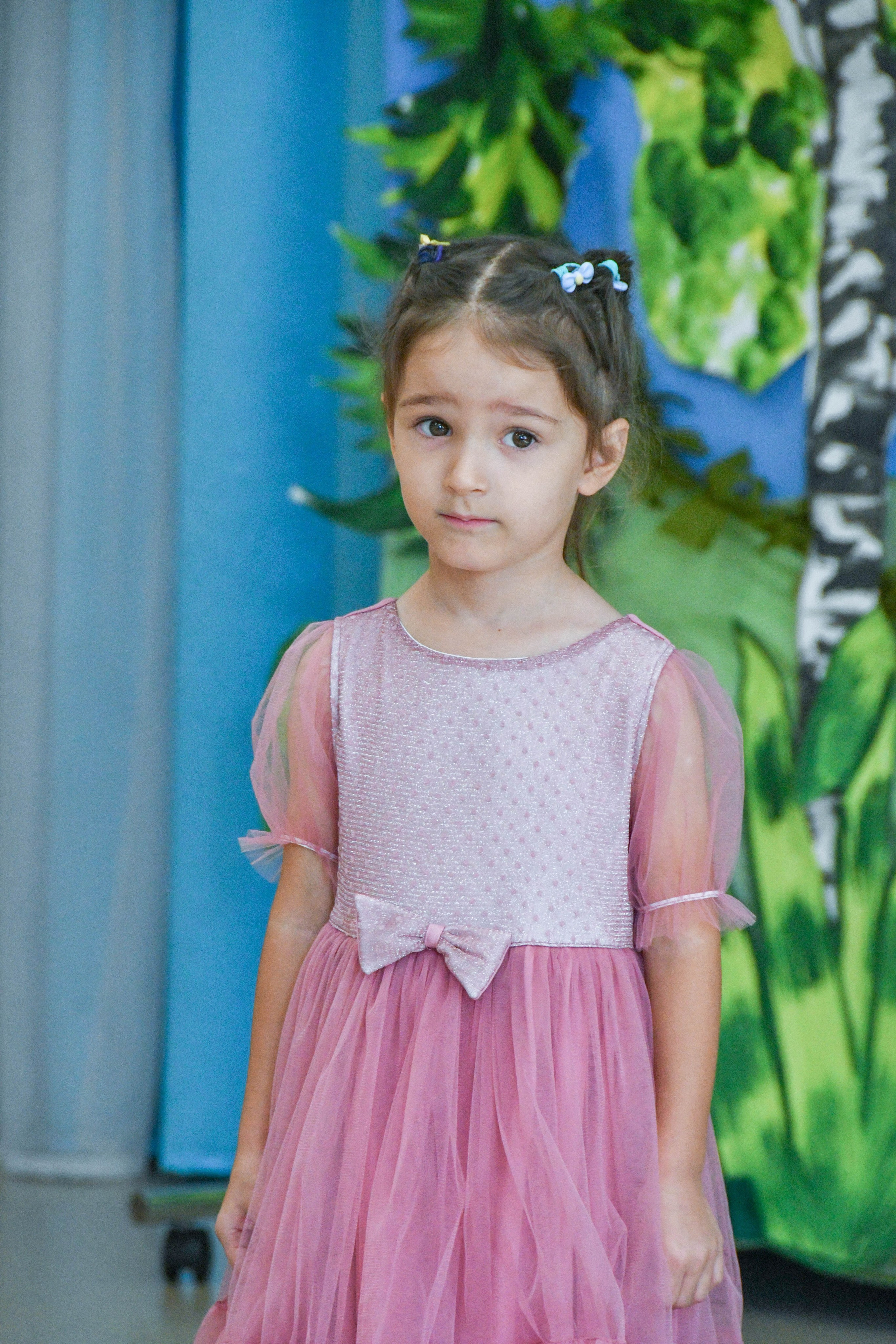 2023 г. День дошкольного работника и прогулка. Репортажный и детский фотограф в Новосибирске