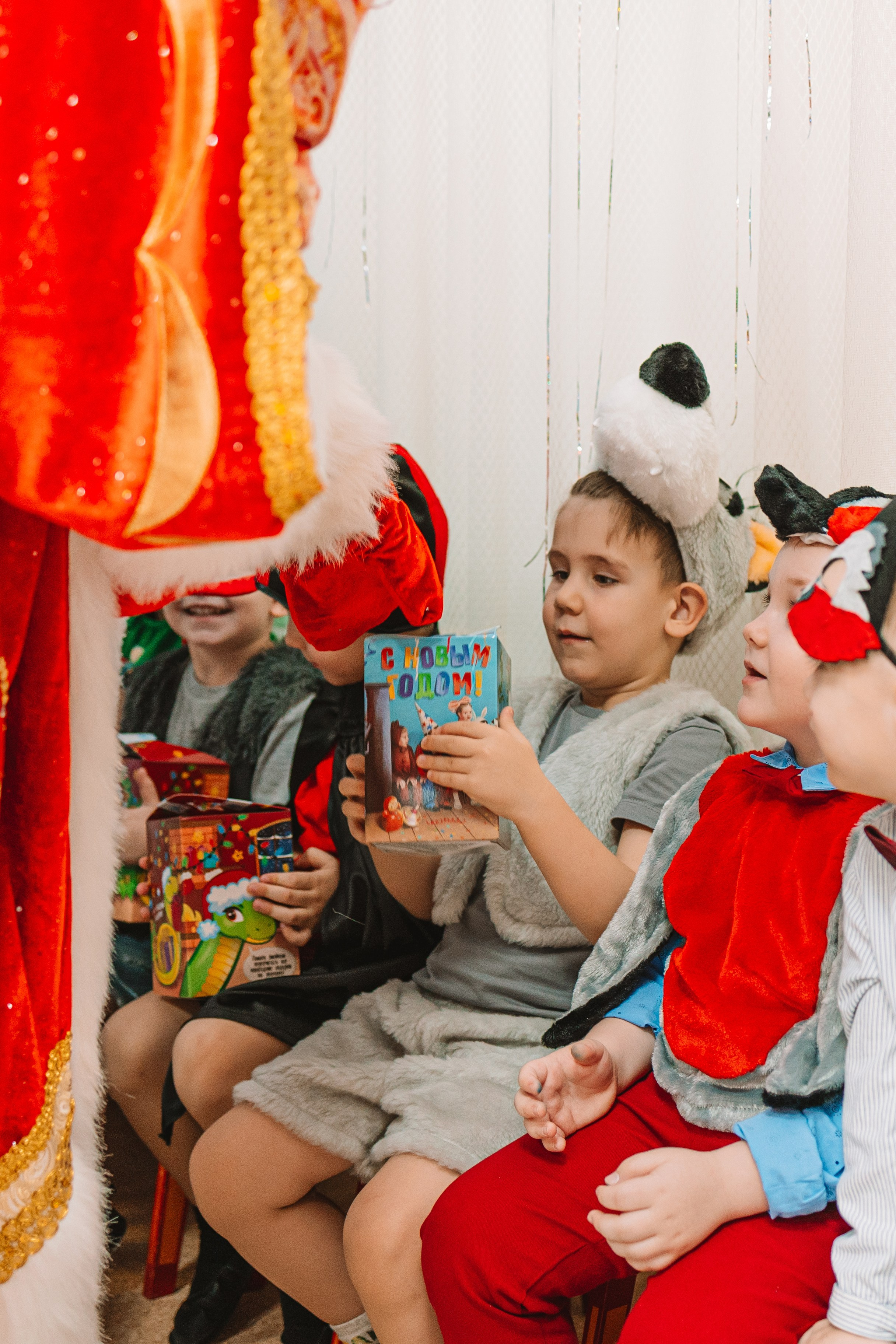 Утренник+портреты. Семейный фотограф Тюмень, фотограф на роды Салмина Мария