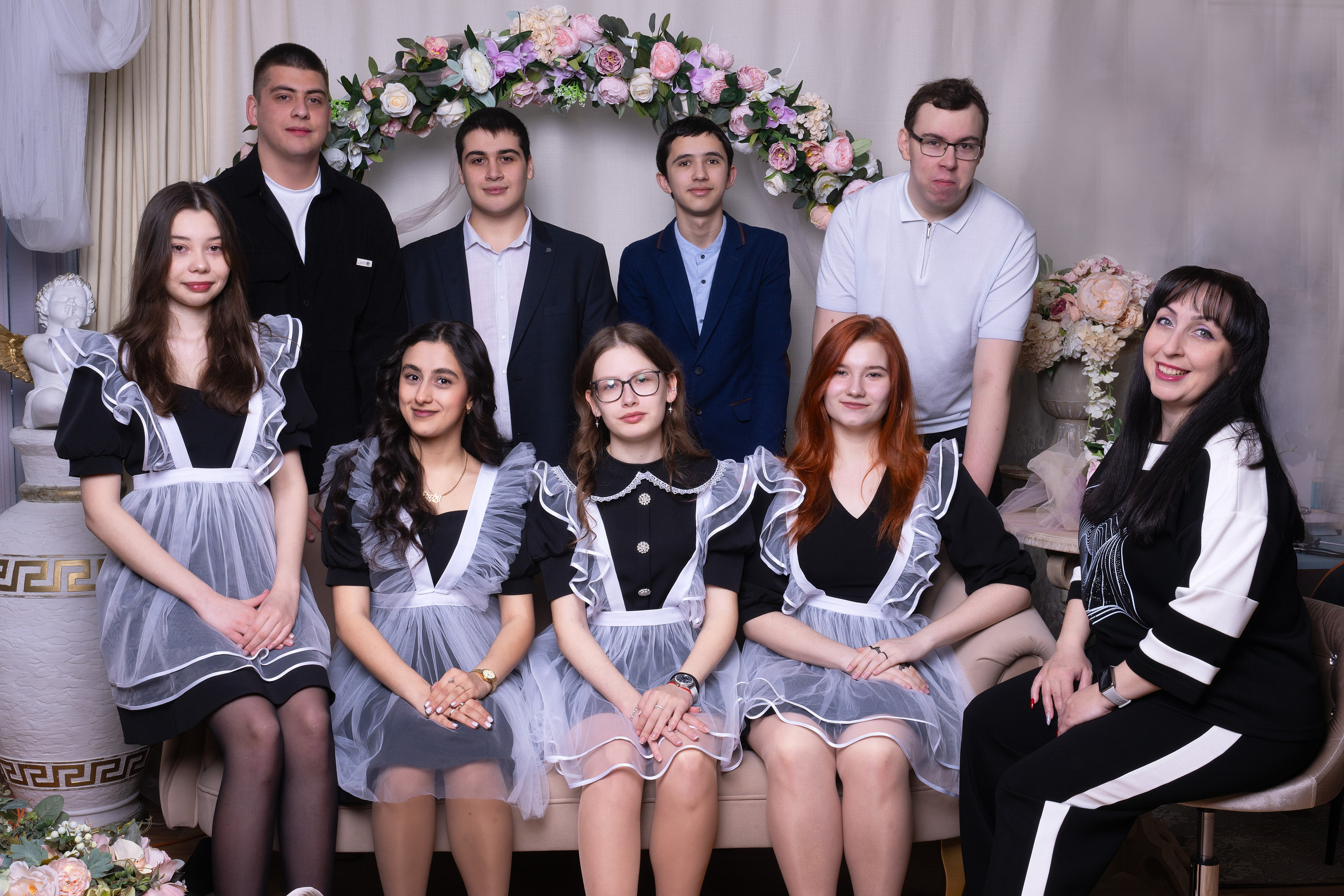 Прекрасная десятка (нестандартный подход к съемке выпускников). Главная