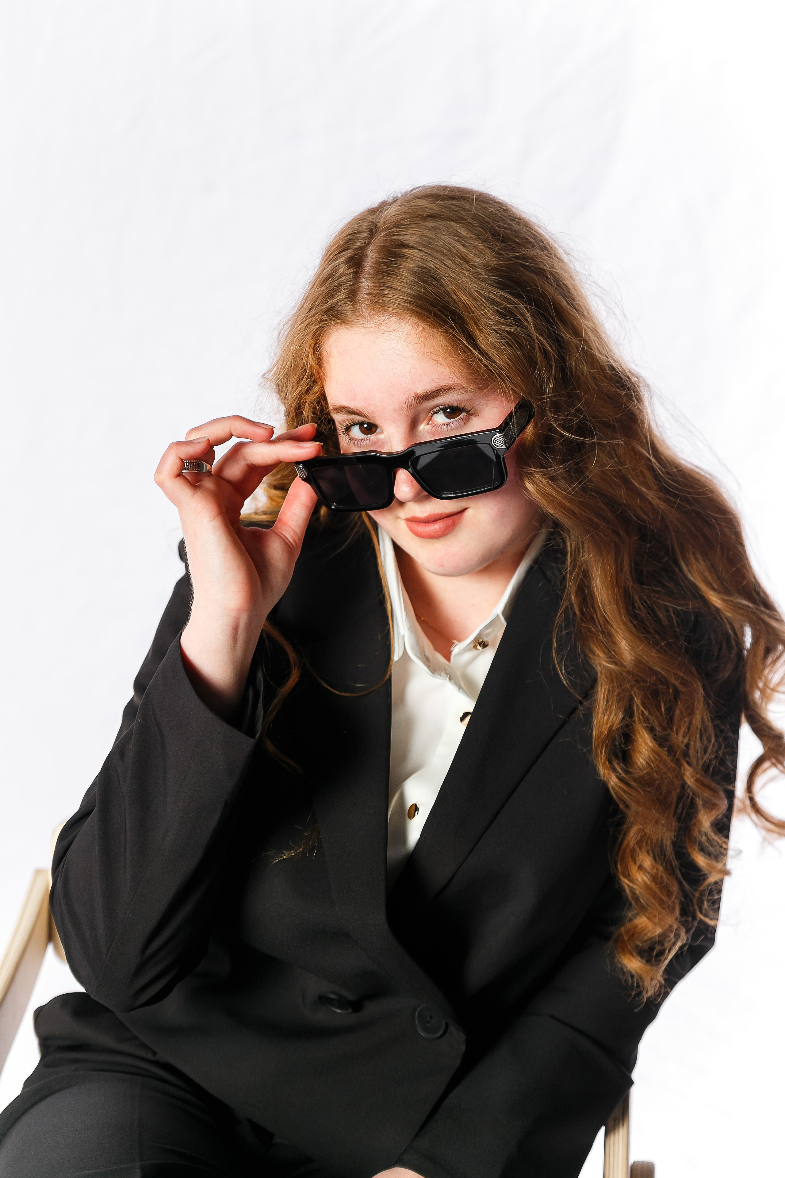 ОДНОТОННЫЙ ФОТОФОН. Выпускные альбомы в Донецке и ДНР. Фотограф Донецк и ДНР