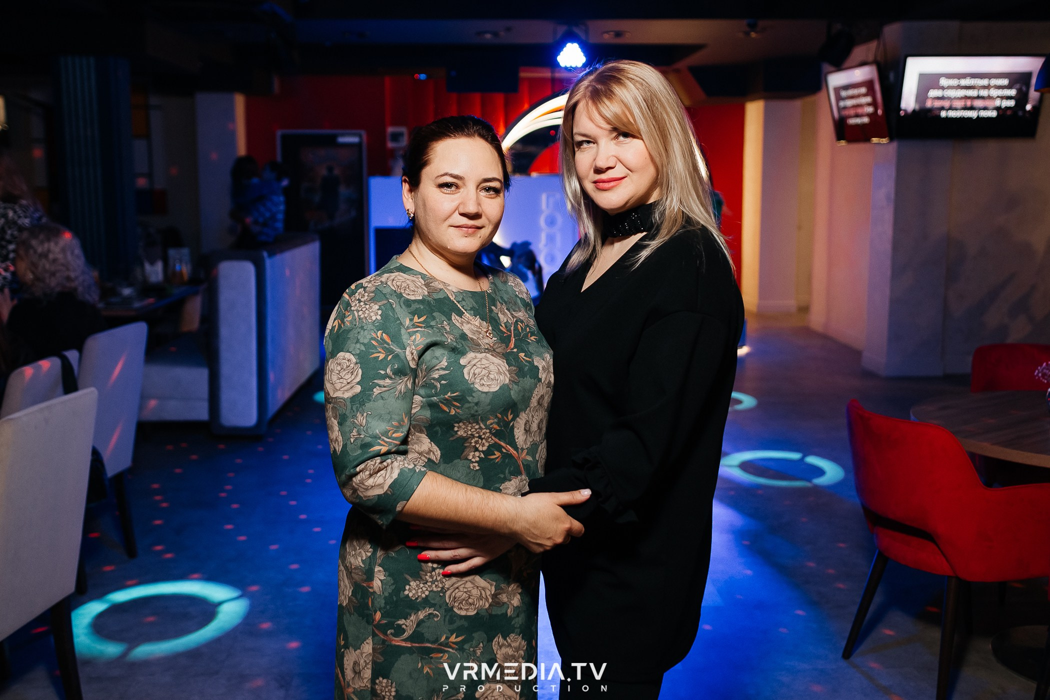 8 марта в караоке-ресторане «Голос»