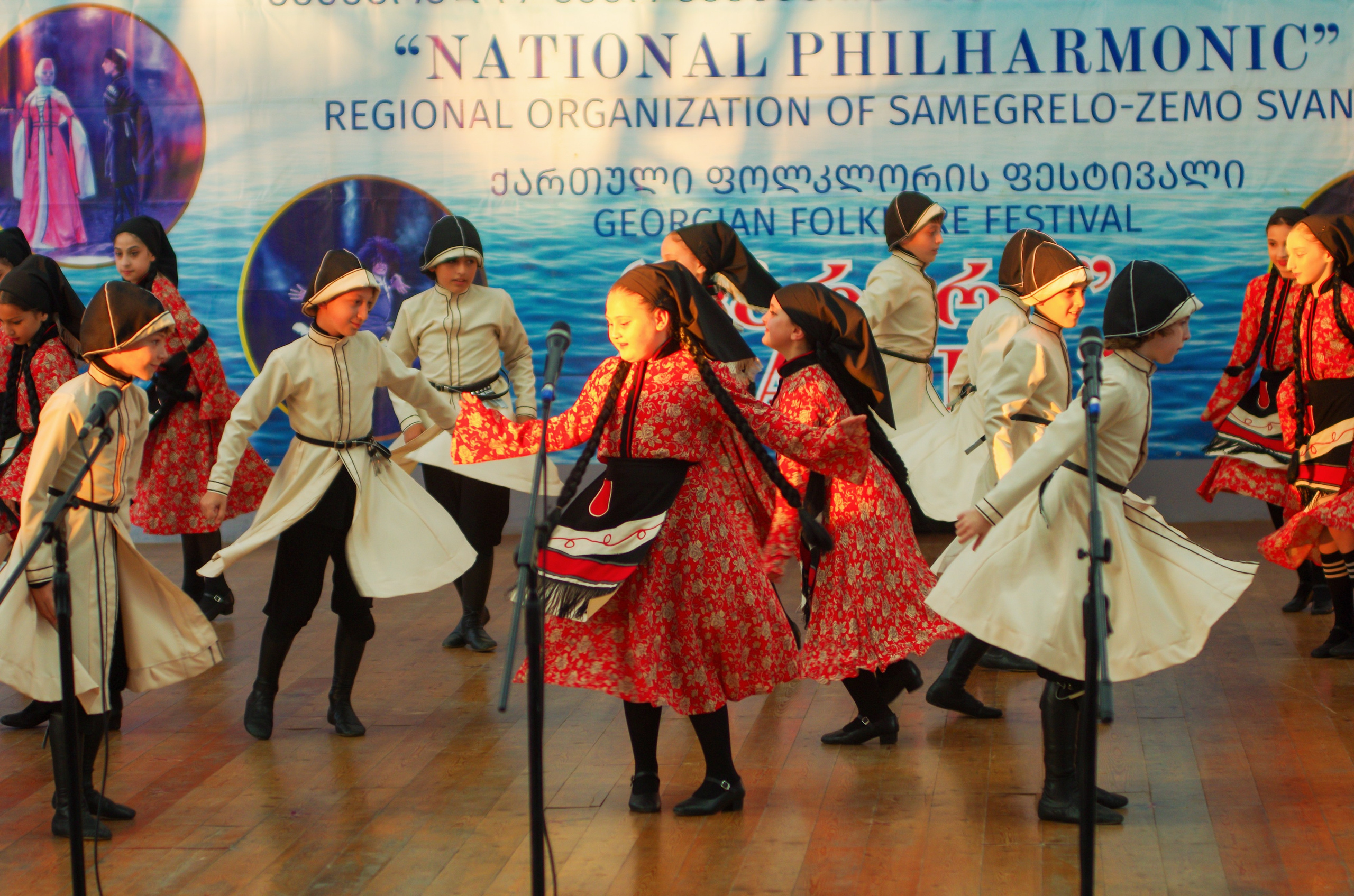 Кабулети Танцы. Портретный фотограф Денис Милютин