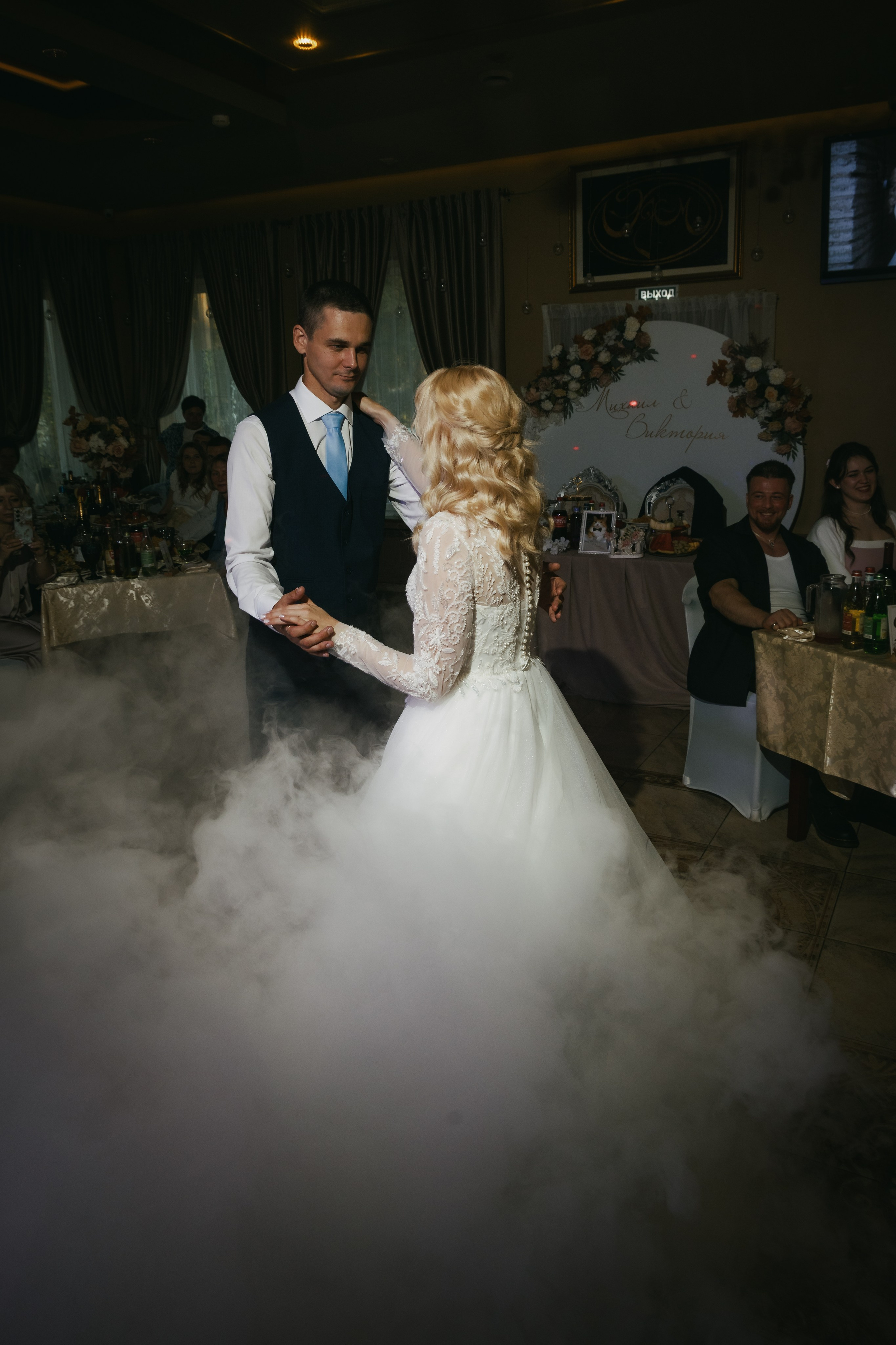 Михаил и Виктория. Свадебный и семейный фотограф в г. Волхов Алексей Кочерыжкин