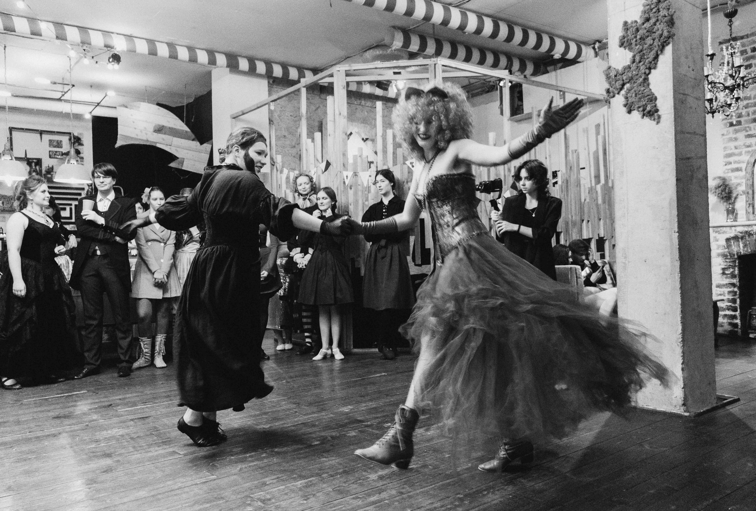 Танцвечер «Надвигается беда». Фотограф Аннё| Москва