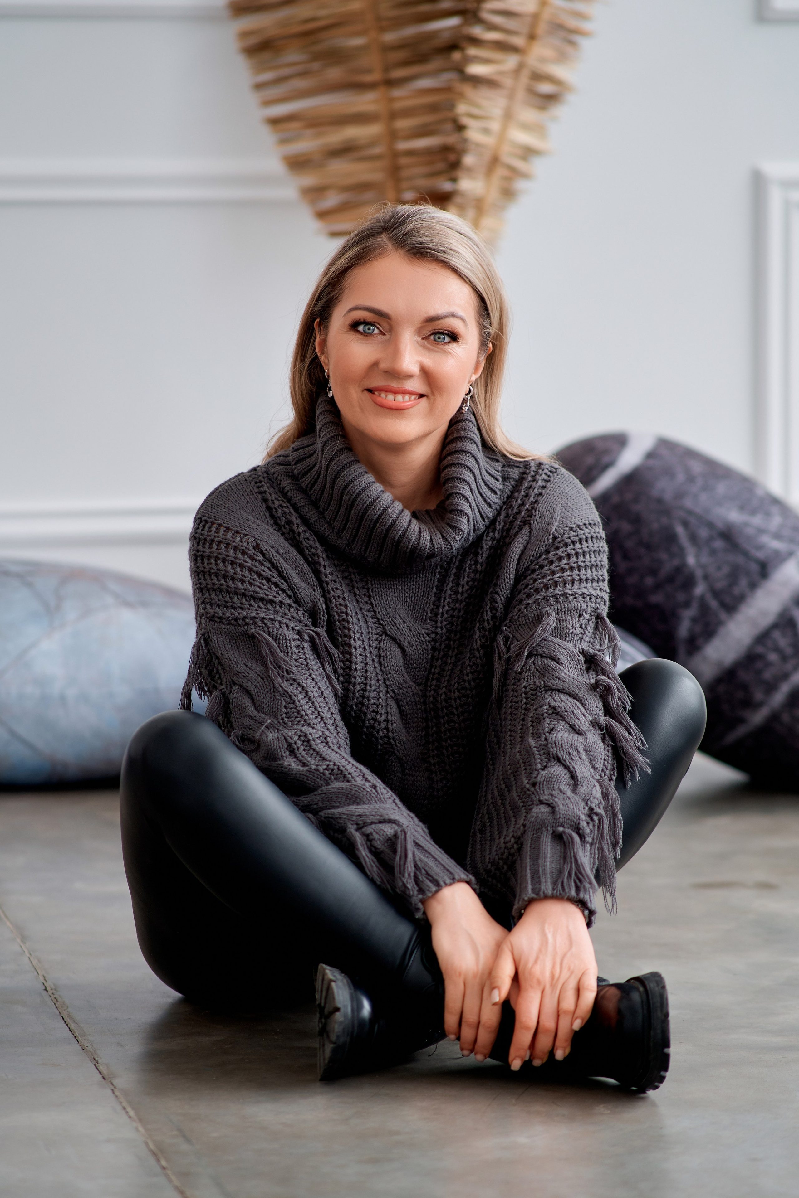 Портретная фотосессия в студии. Фотограф Таганрог Анна Трайжон