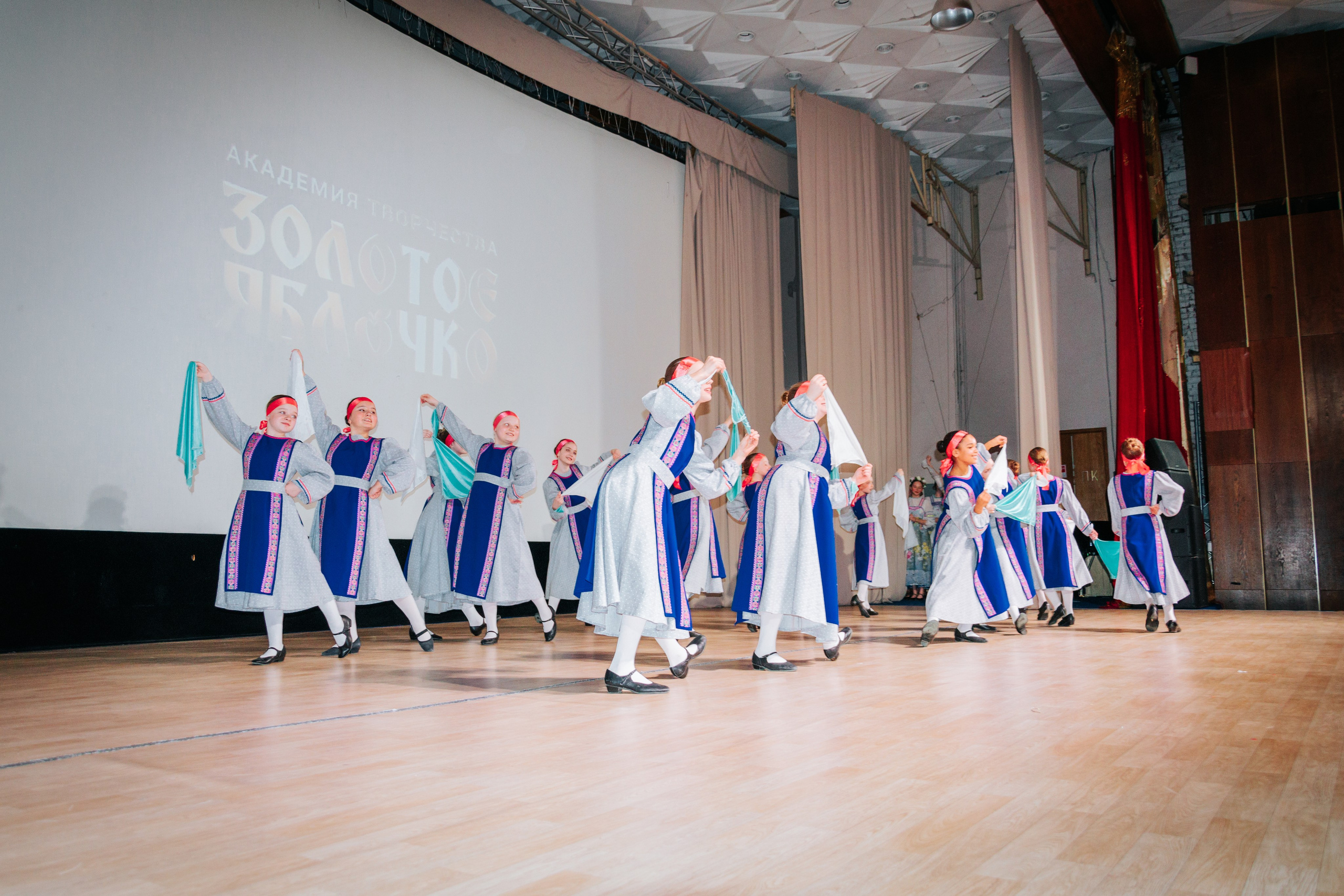 16 марта, г. Суздаль. Золотое яблочко