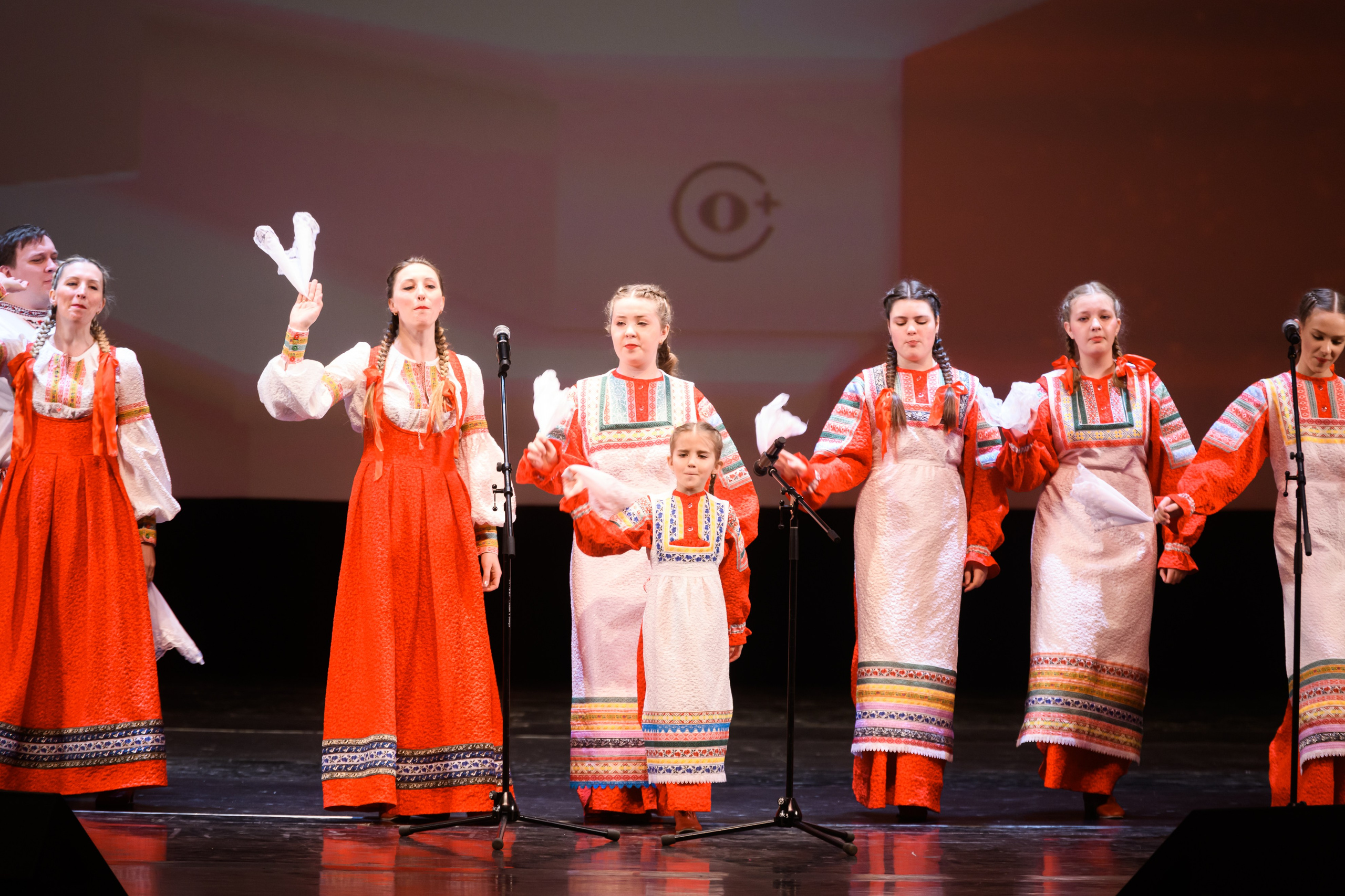 23 апреля, часть 1, БКЗ Октябрьский, г. Санкт-Петербург. Золотое яблочко