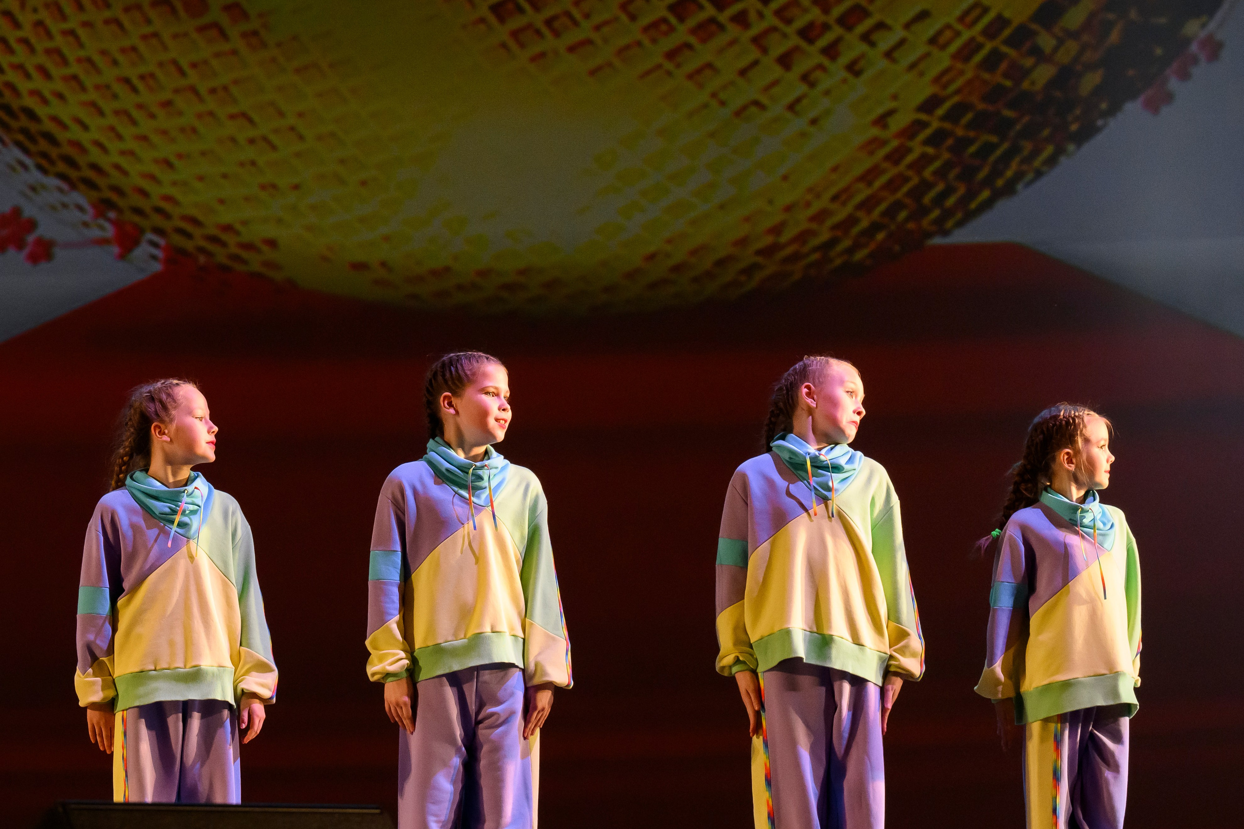 23 апреля, часть 2, БКЗ Октябрьский, г. Санкт-Петербург. Золотое яблочко