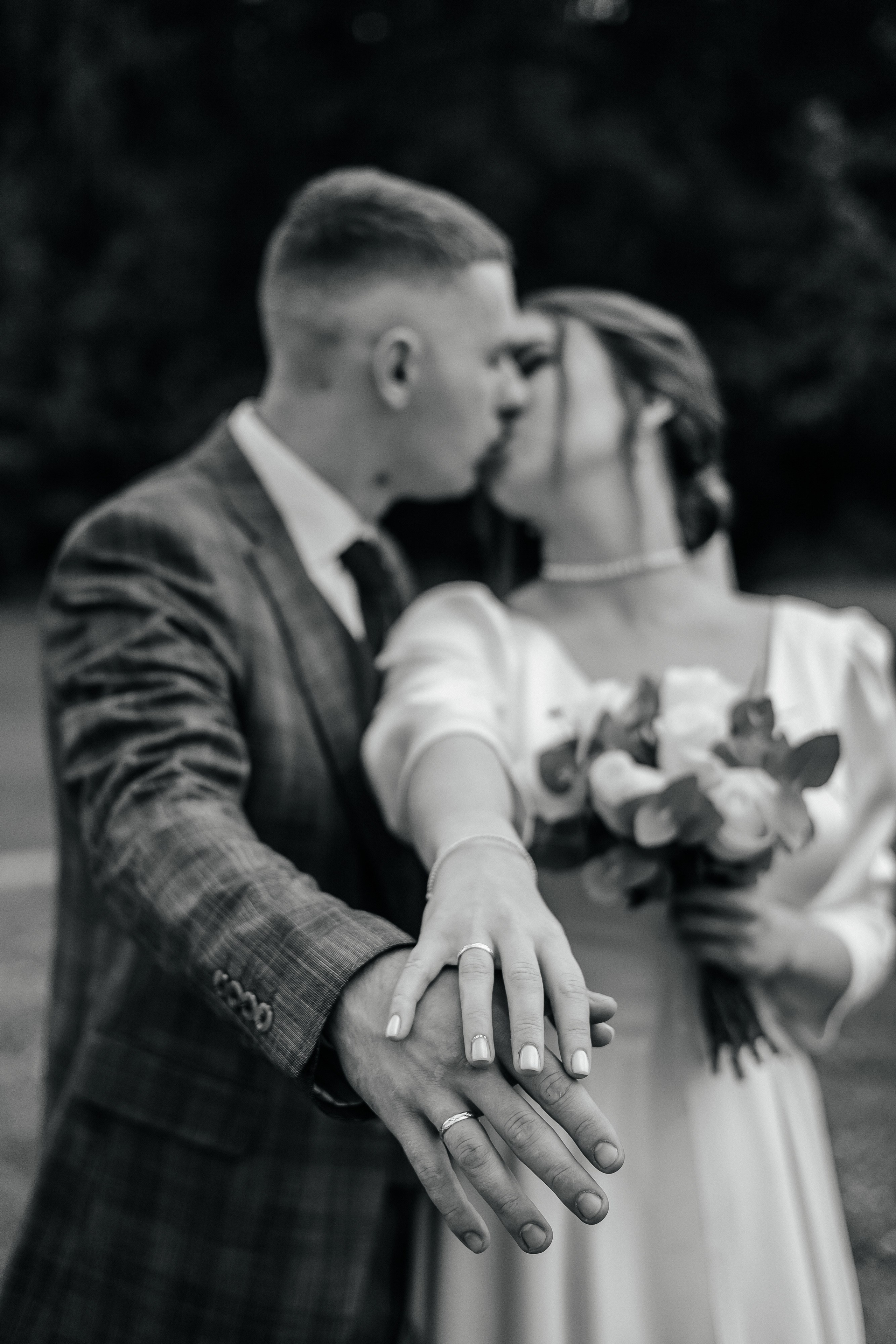 Свадебная прогулка. Контент и свадебный фотограф в Одинцово и Москве. Вакульчик Екатерина