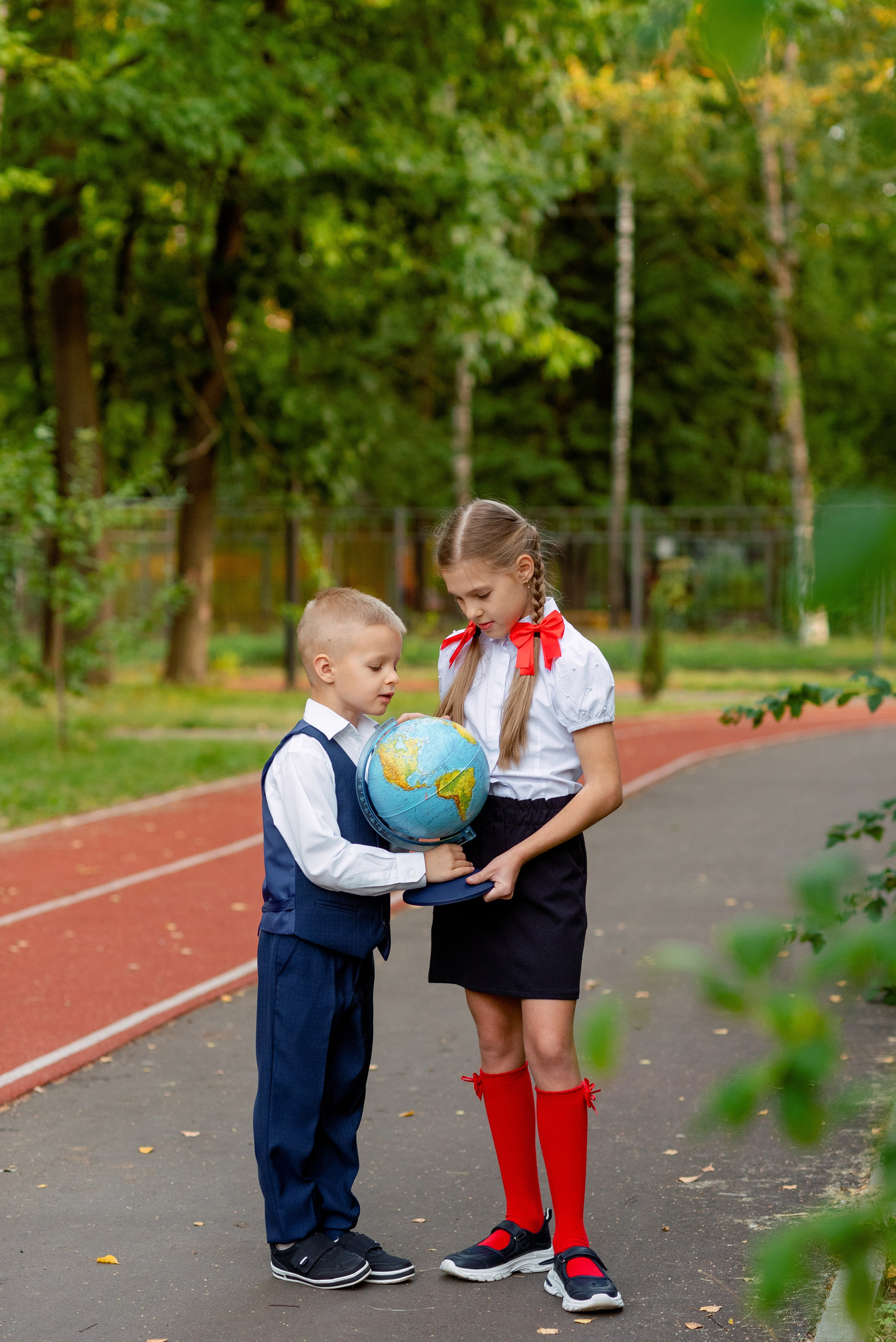 Начальная школа. Выпускные альбома Москва и Московская область