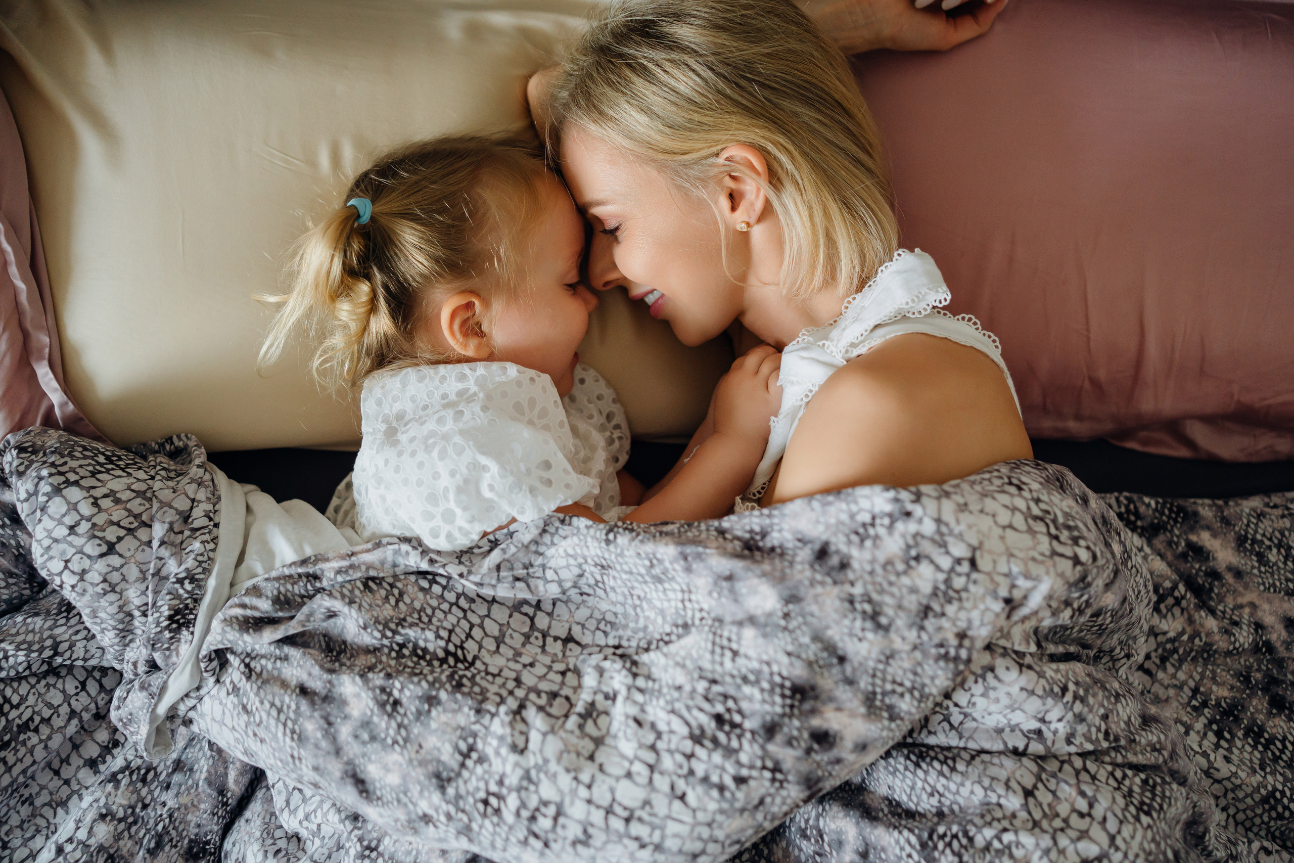 Домашняя фотосессия Есюши, Вики и Ильи ;). Свадебный и семейный фотограф в Ростове-на-Дону. Андрей Сайфутдинов