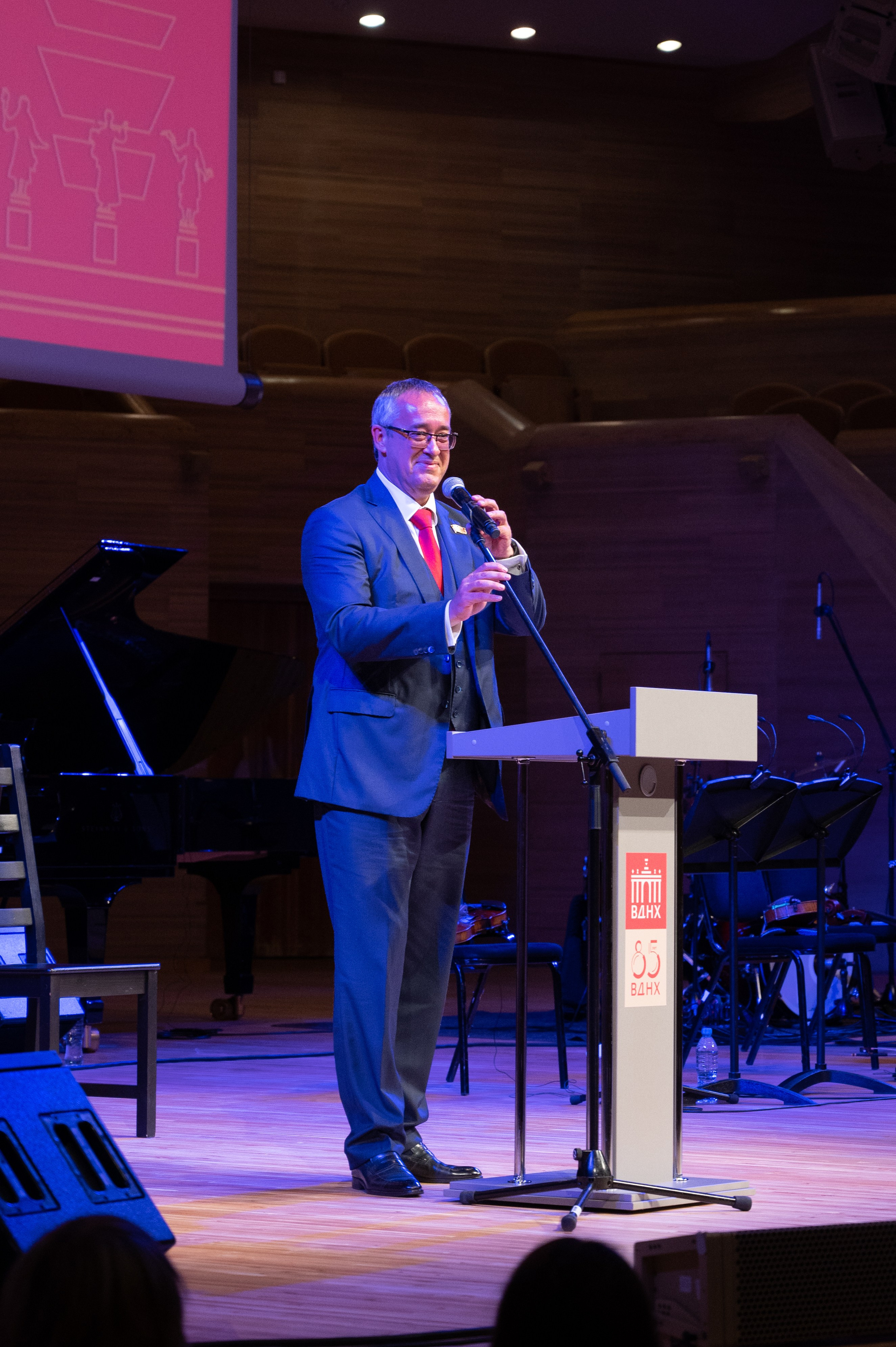 ВДНХ 85 лет. Фотограф Мария