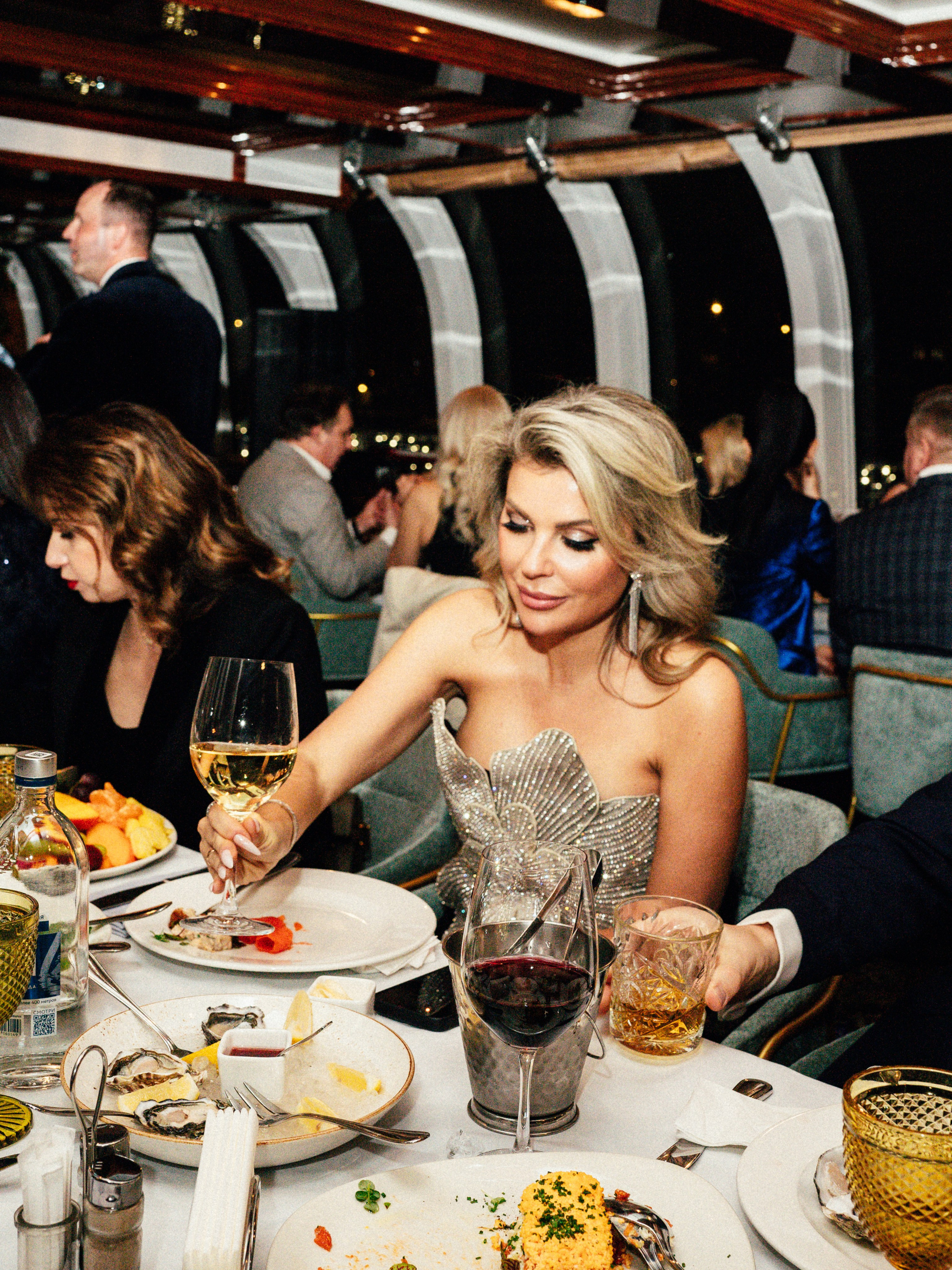 Корпоратив Erwin Река. Портретный и репортажный фотограф