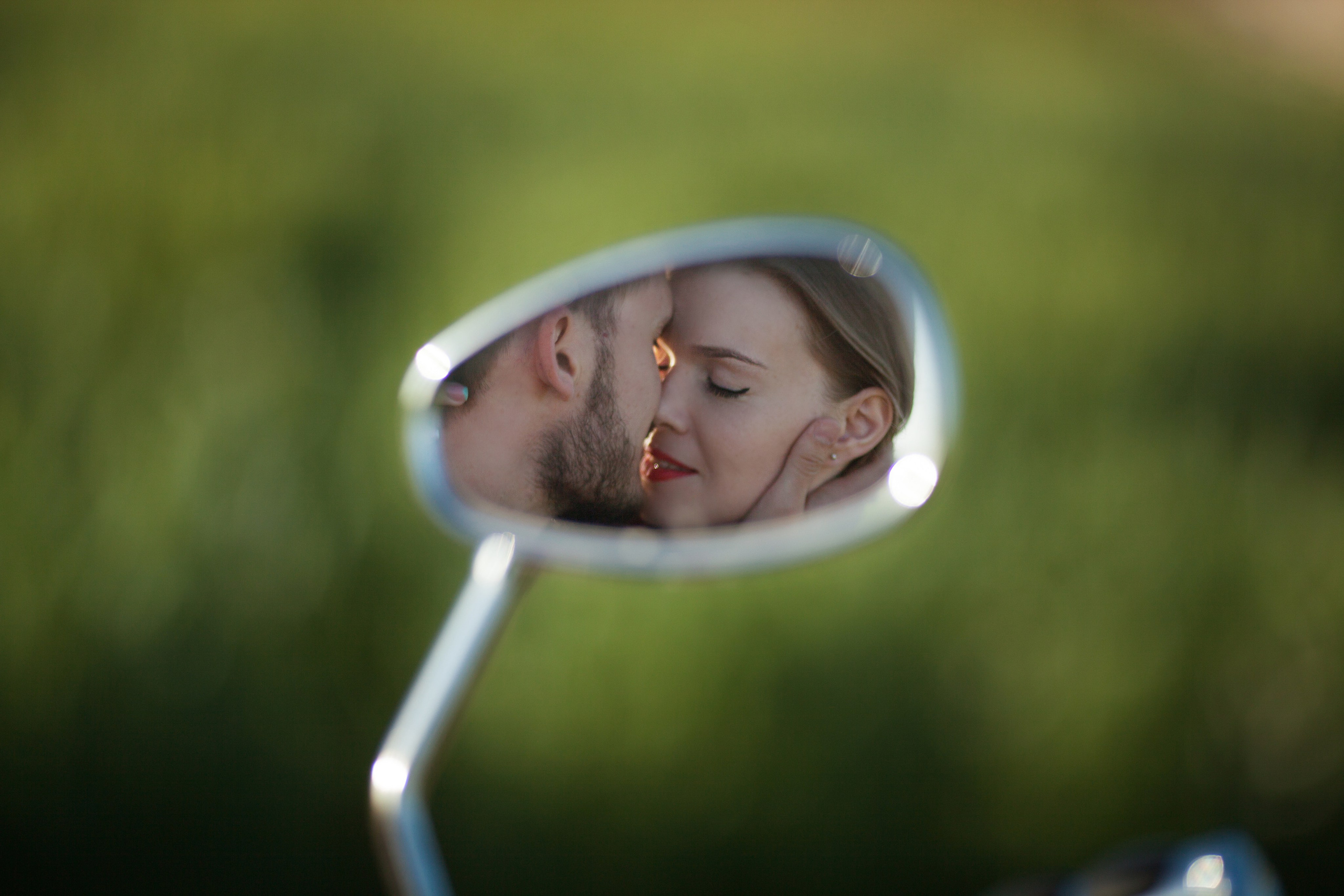 Сергей, Евгения и мотоцикл. Семейный и детский фотограф в Краснодаре Брусилова Марина