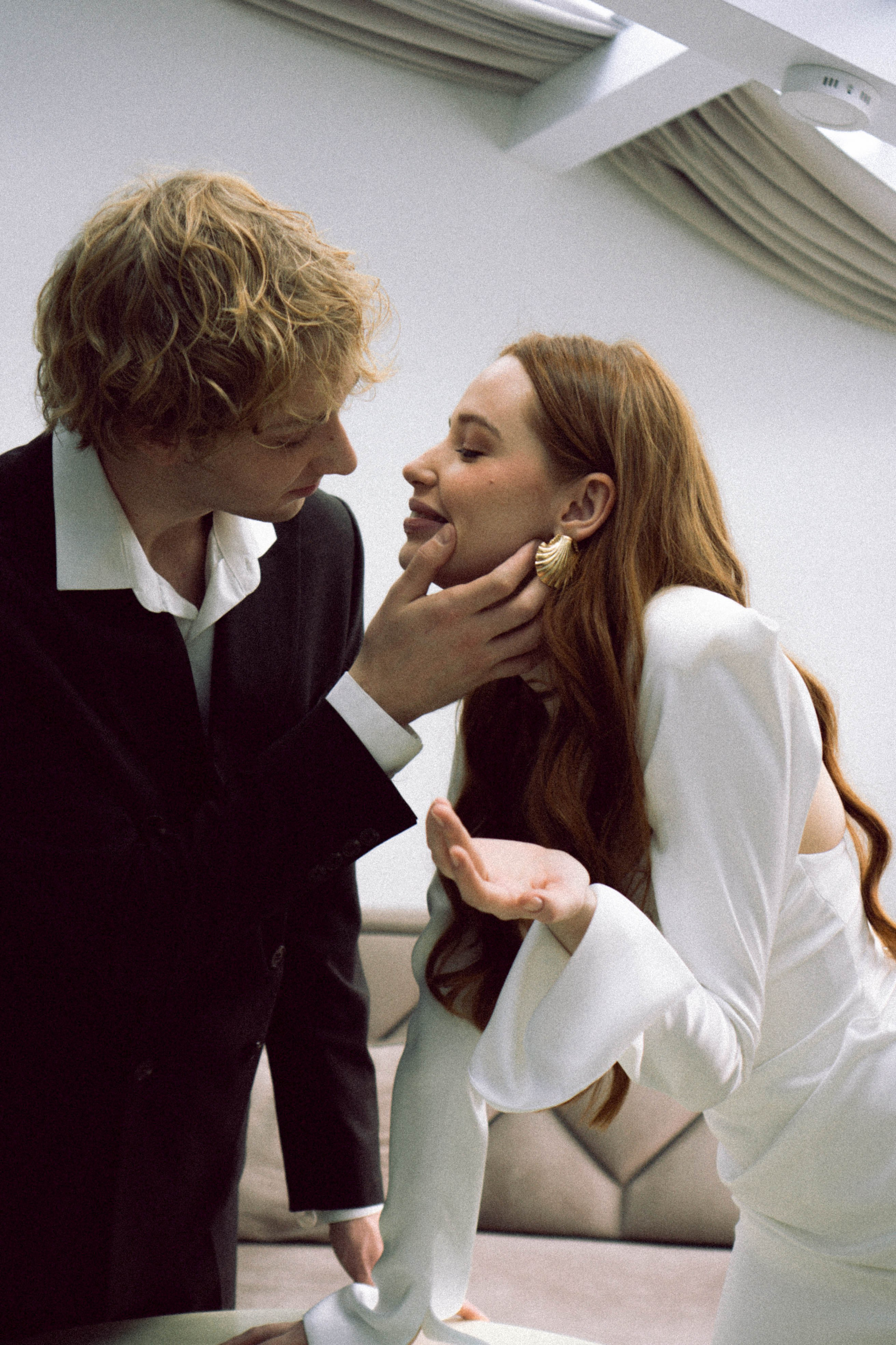 СВАДЕБНАЯ СЬЕМКА В ОТЕЛЕ. СБОРЫ ЖЕНИХА И НЕВЕСТЫ И ТАКЖЕ ТОР И ПОДГОТОВКА К ПРОГУЛКЕ. Профессиональный фотограф, Санкт-Петербург — Виктория Богомолова