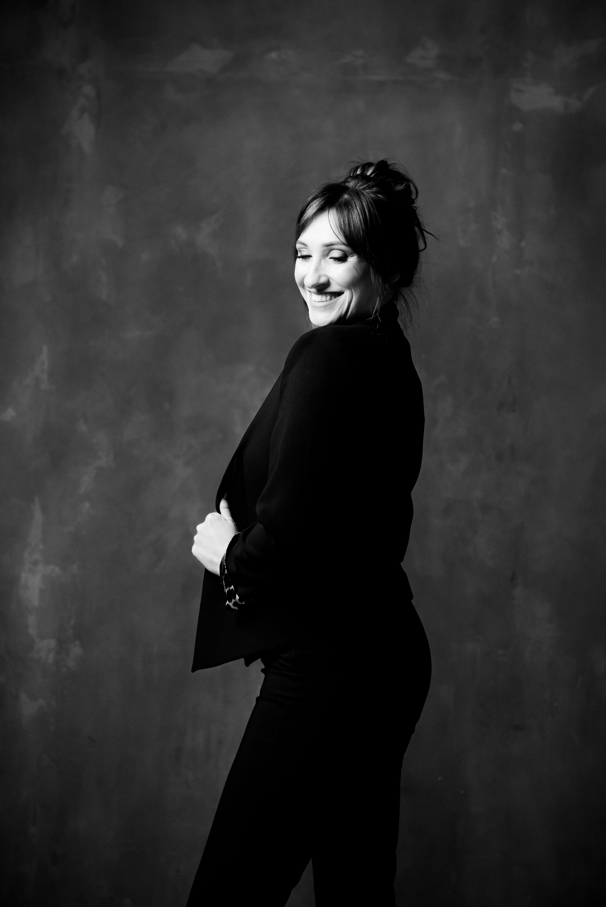 Индивидуальная фотосессия для девушки в студии Волгоград. Фотограф в Волгограде и Волжском Александр Горбань