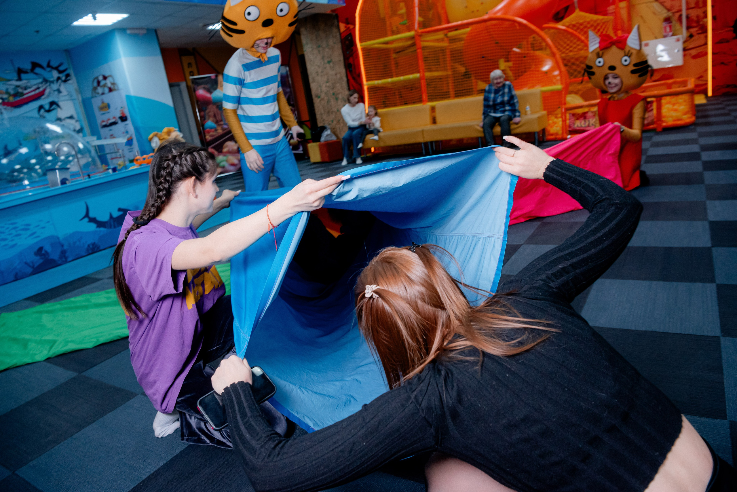 ДР В Локо Мотив Аниматоры Три кота. Фотограф в Волгограде и Волжском Александр Горбань