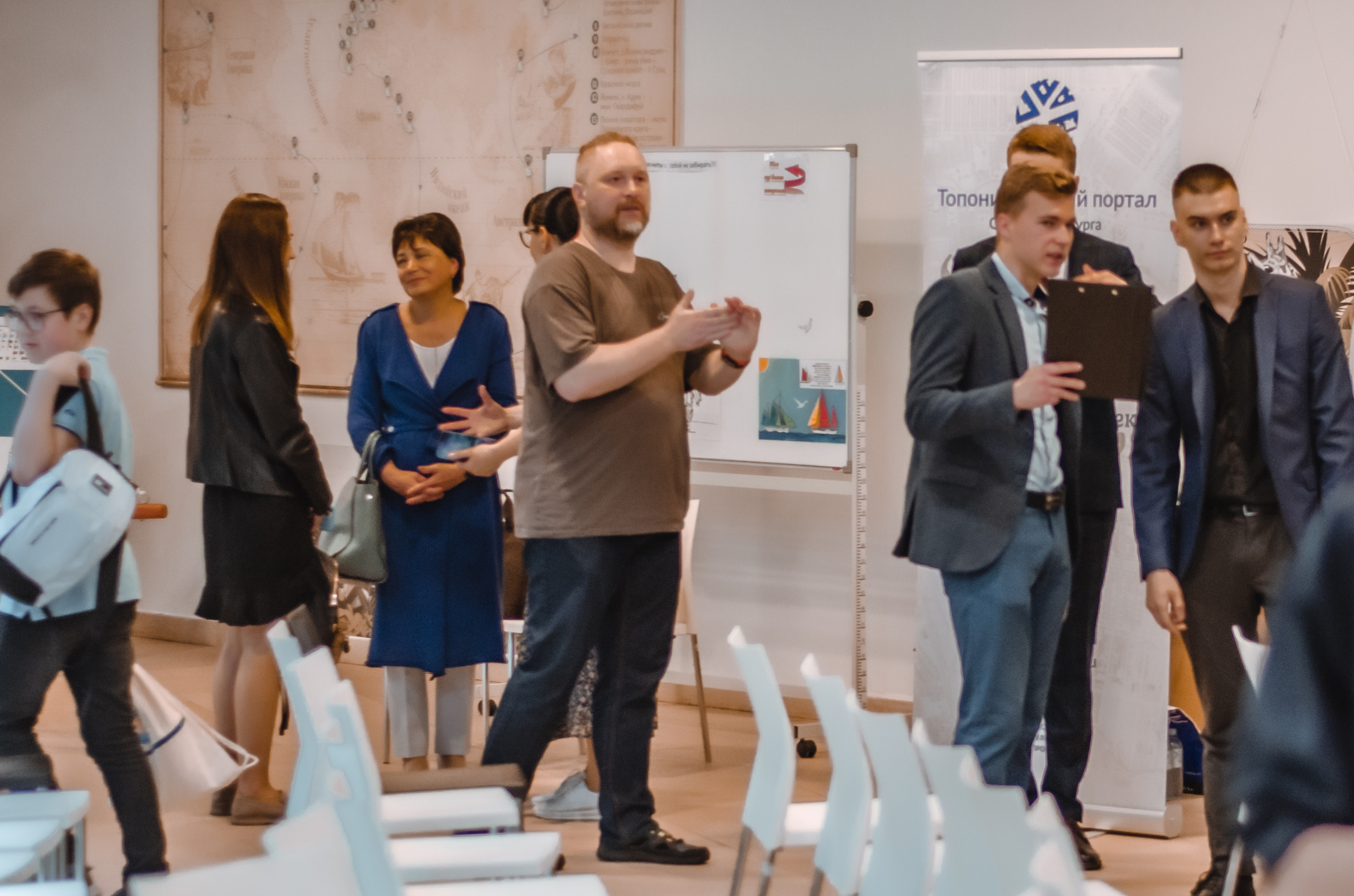 Фестиваль «Морские топонимы Петербурга». Награждение. 230517. Контент, Портрет, Репортаж в Санкт-Петербурге. Логунов Александр