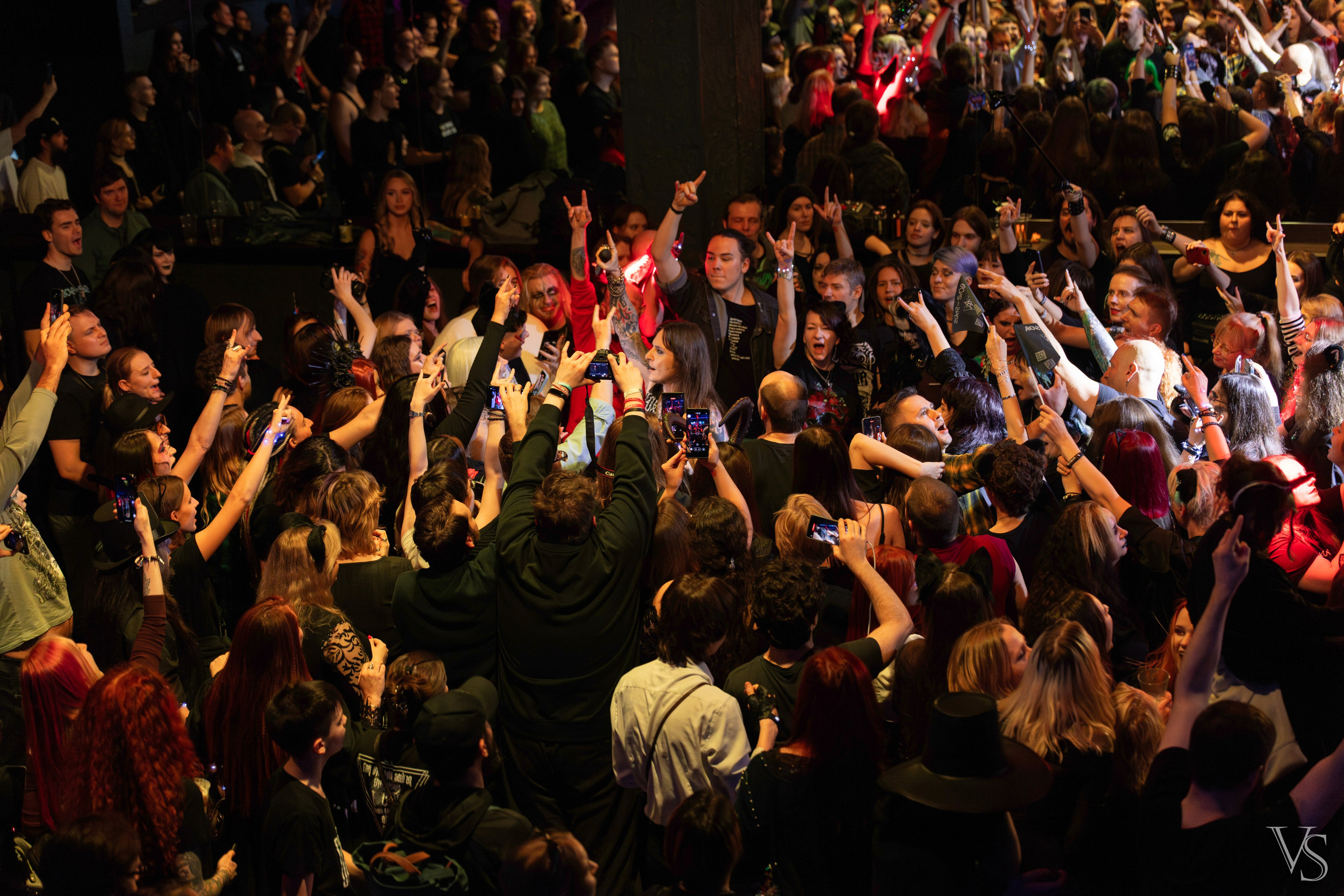 Above the stars. Проклятие Мамбо. Фотограф Виктор Степанов