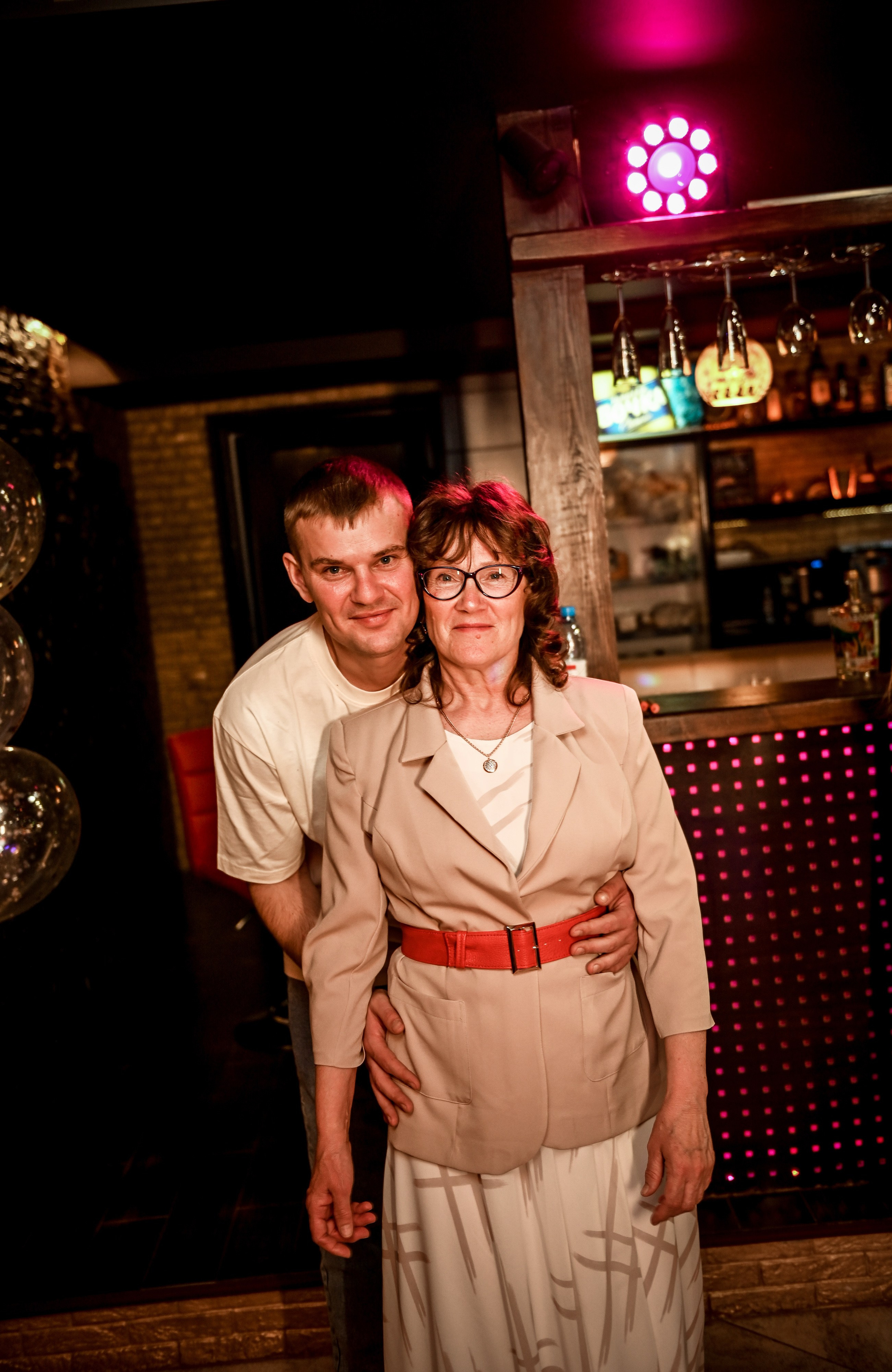 День рождения. Свадебный, семейный, детский, контент фотограф в Омске Максим Ильин