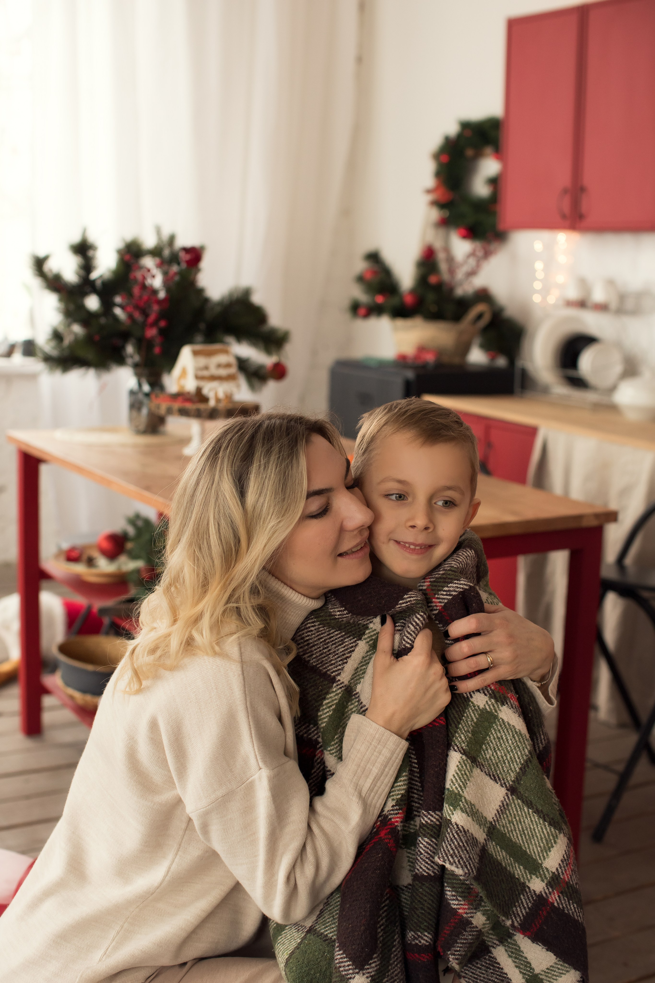 Новогодние объятия. Семейный и детский фотограф в Саратове Полина Коткина