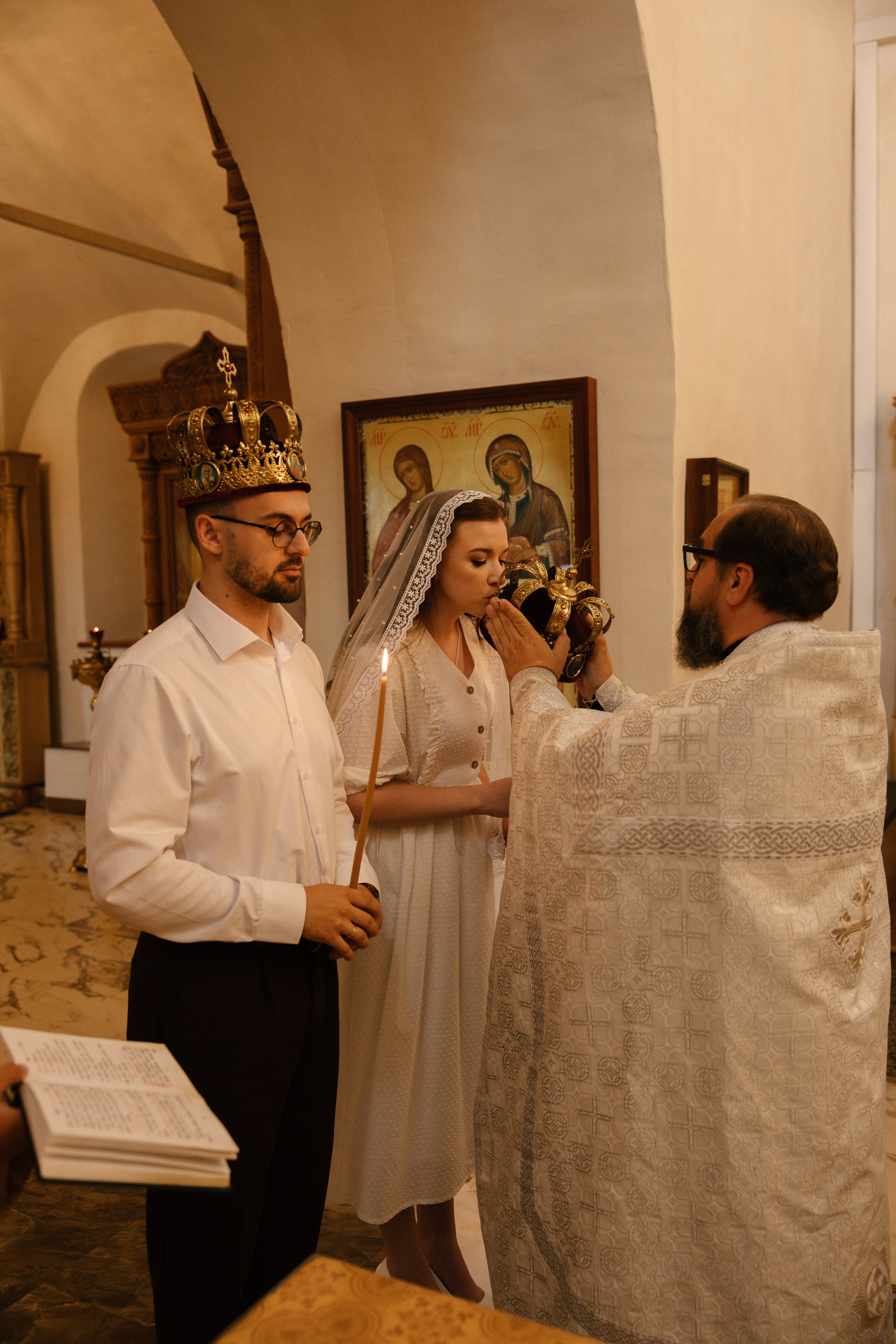 Таинство венчания Сергея и Дарьи. Фотограф Сотникова Вероника